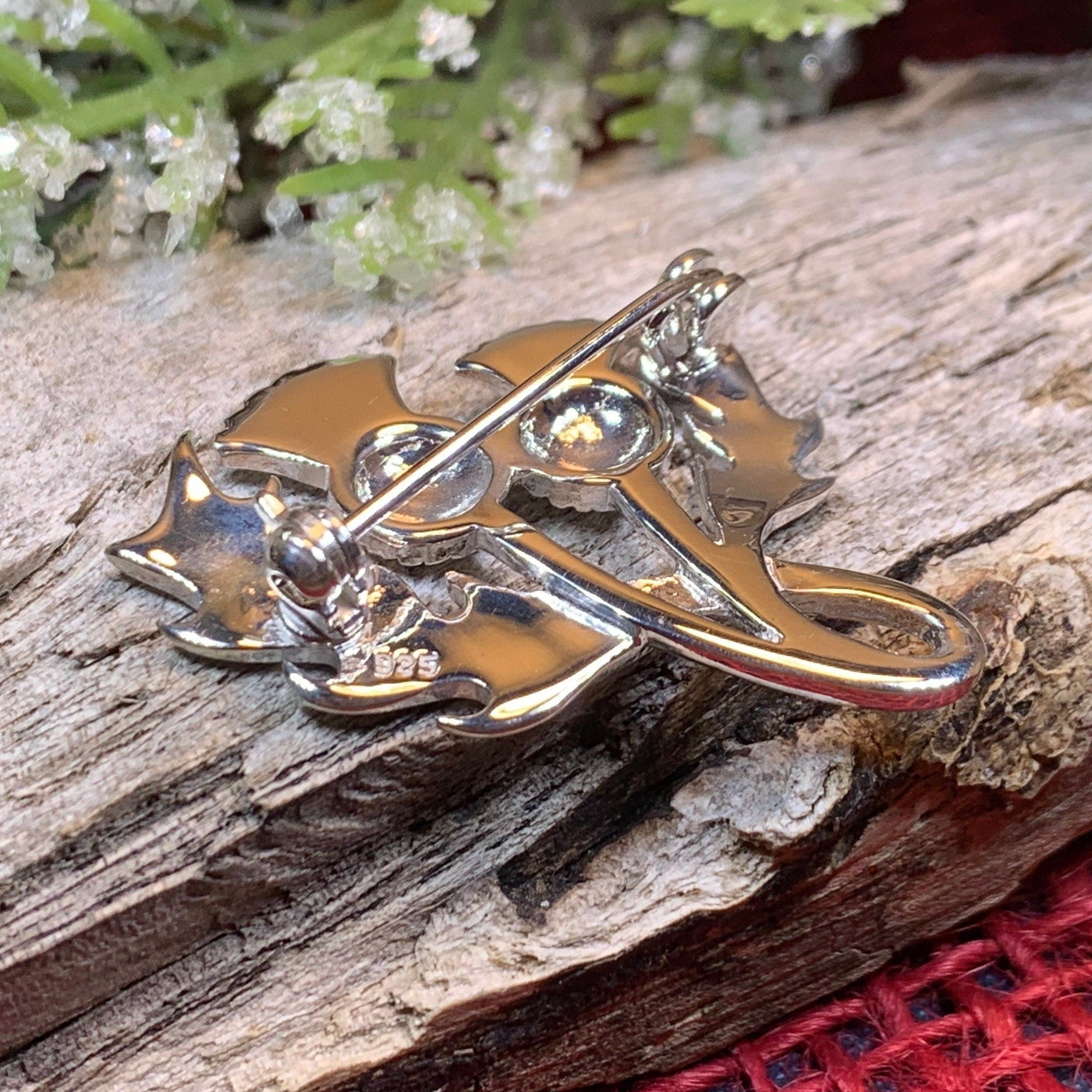 Tanyth Scottish Thistle Brooch in Sterling Silver