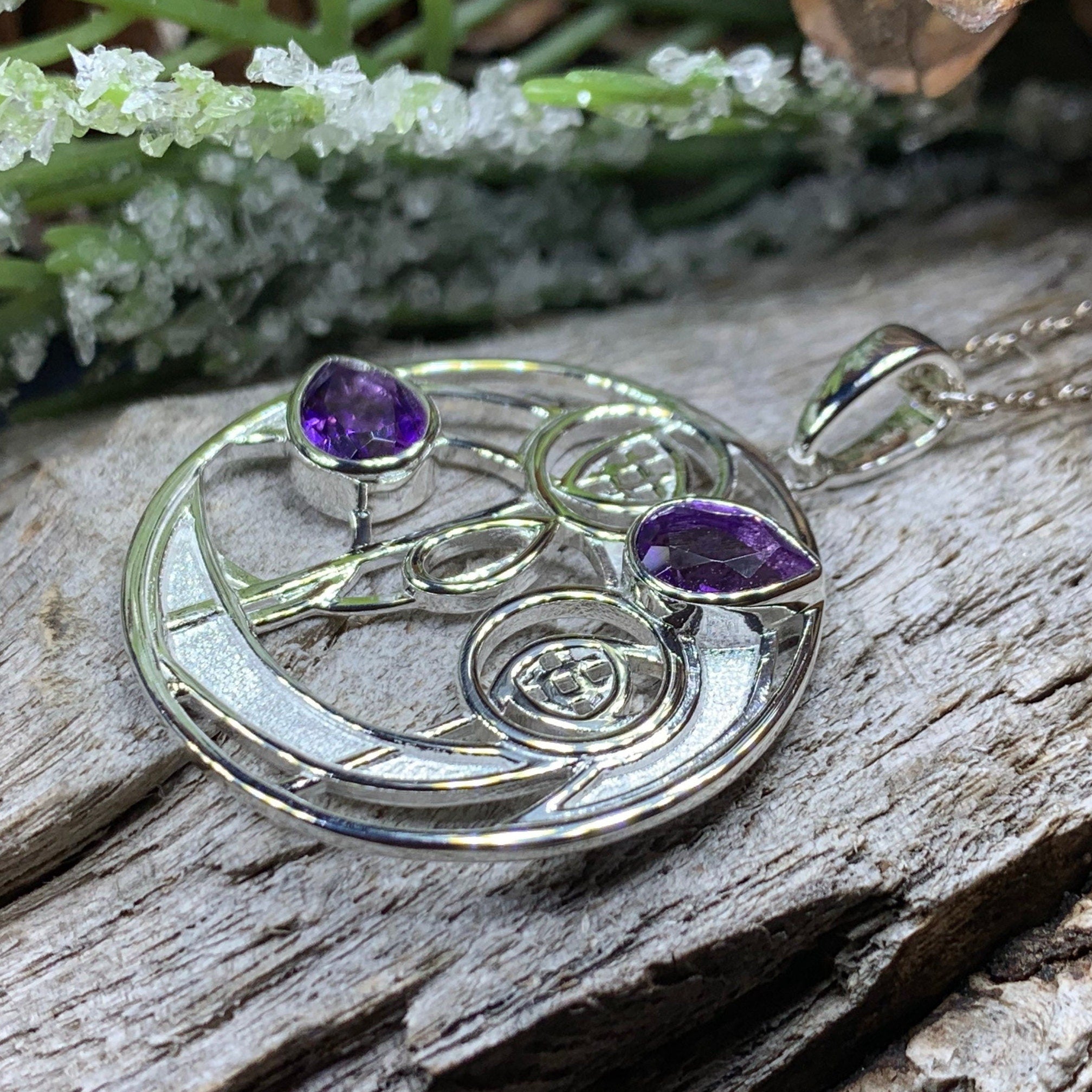 Cairn Impact Mackintosh Amethyst Necklace