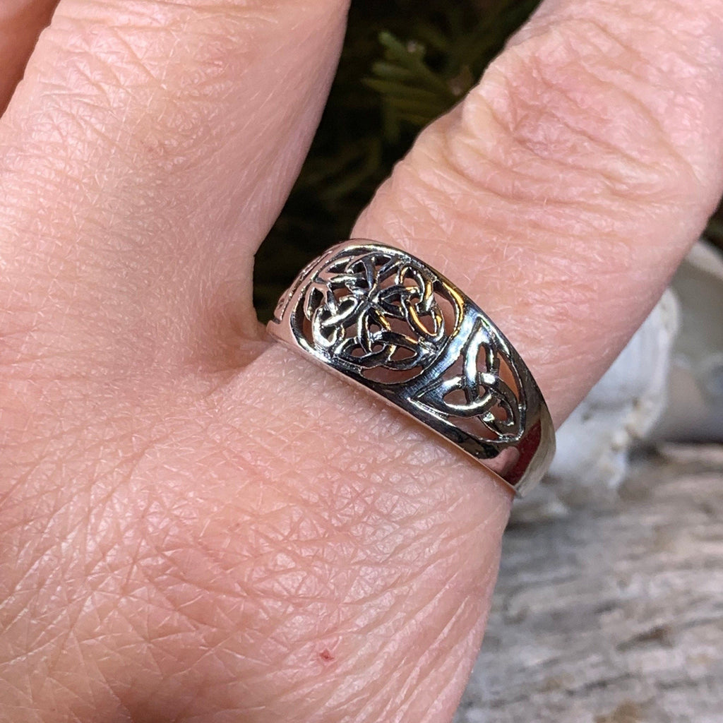 Radelia Celtic Knot Ring in Sterling Silver