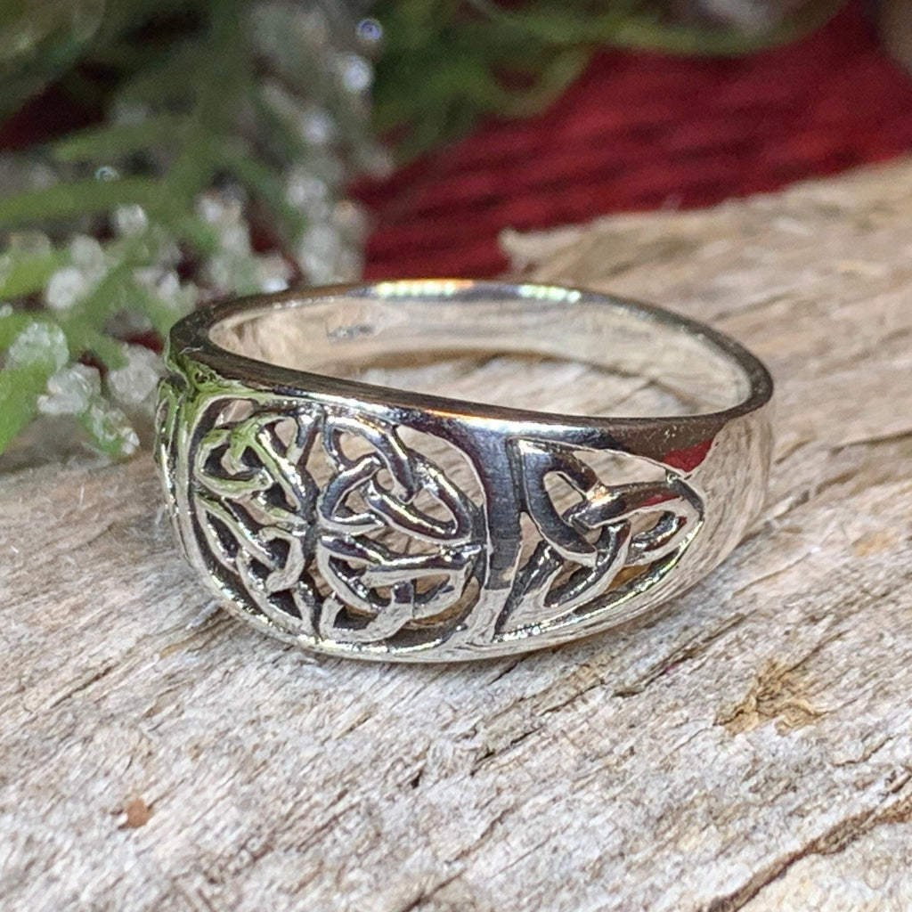 Radelia Celtic Knot Ring in Sterling Silver