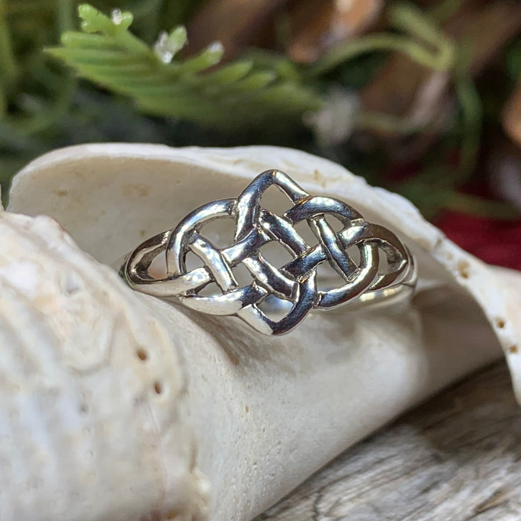 Lilou Celtic Knot Ring in Sterling Silver