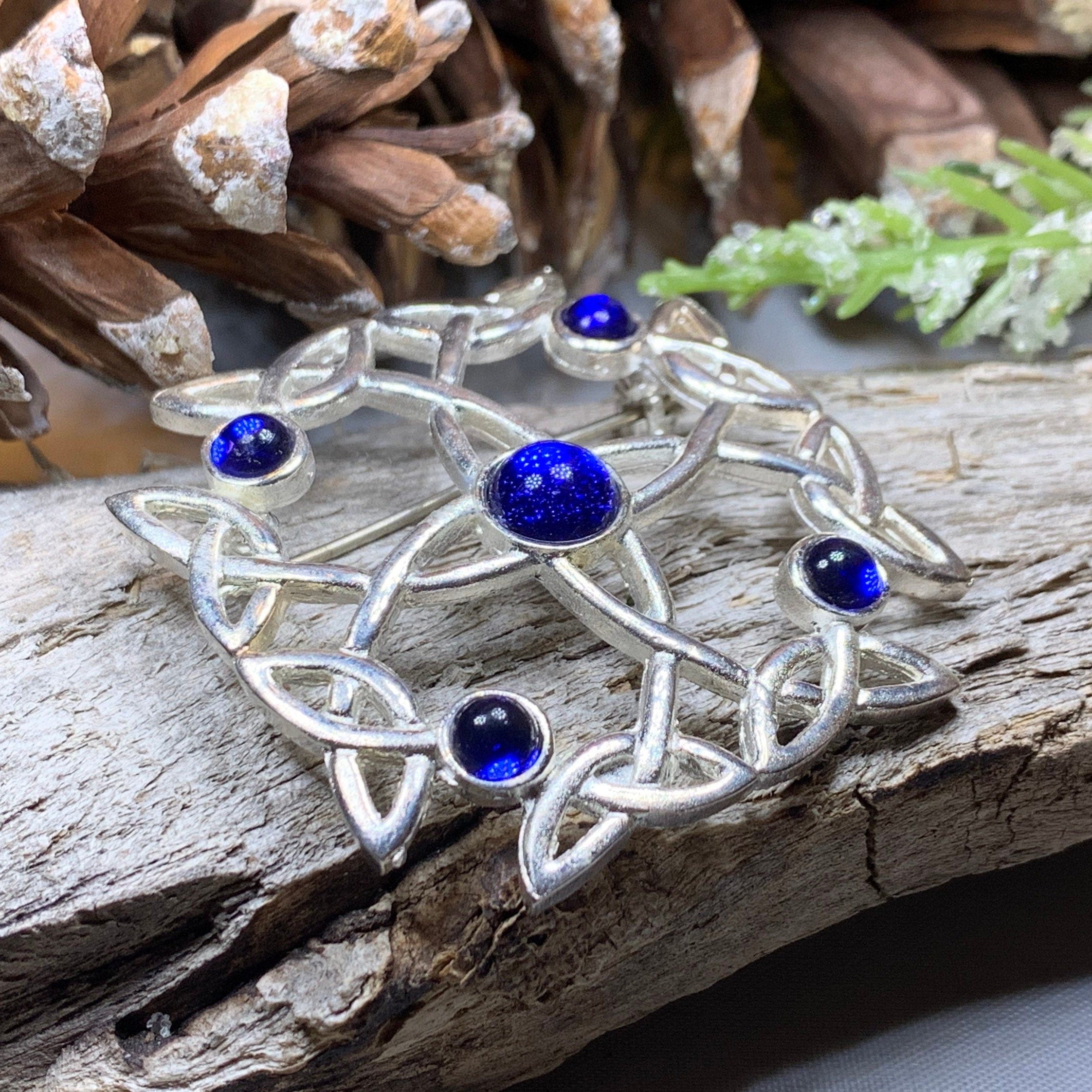 Elri Celtic Brooch