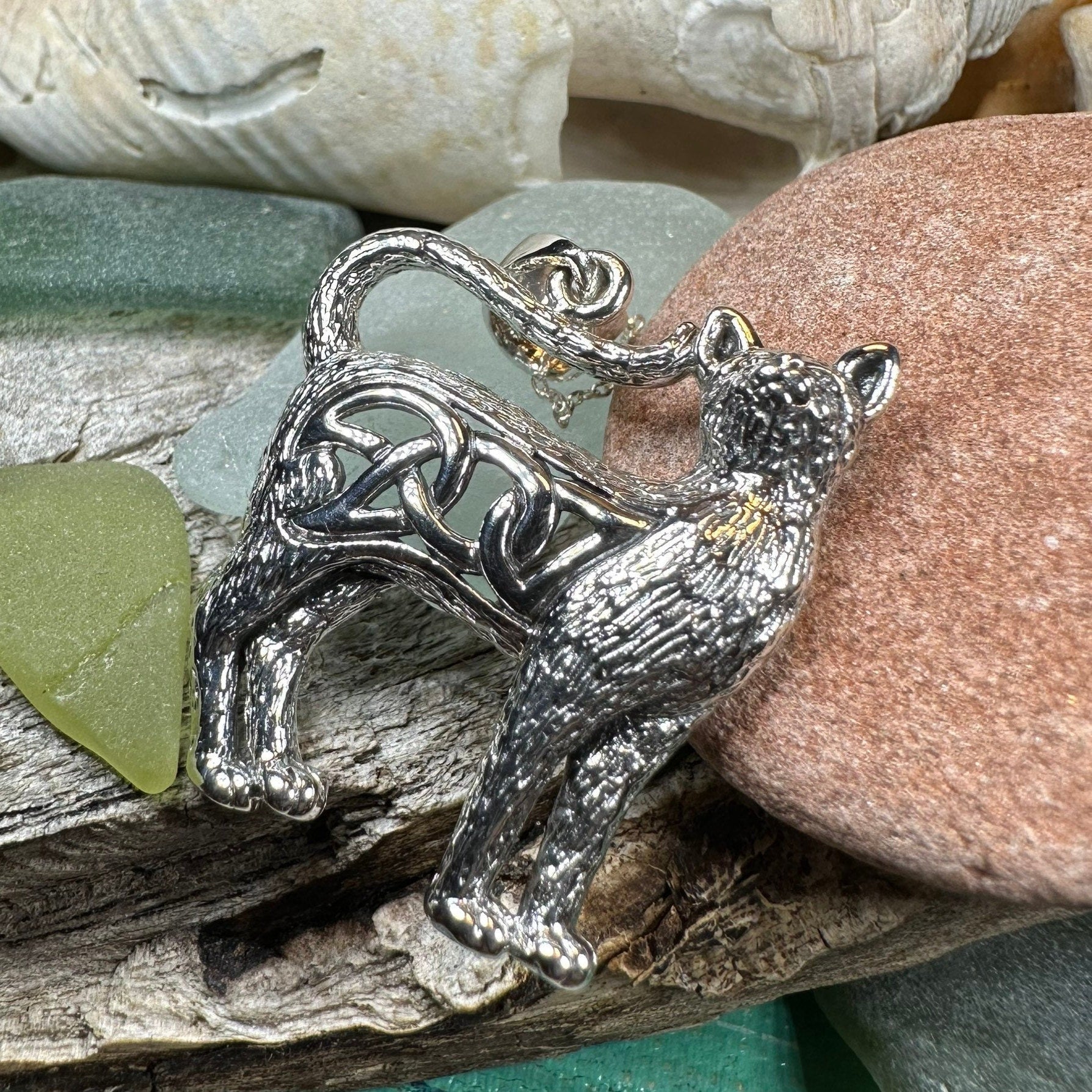 Eislyn Celtic Cat Necklace in Sterling Silver