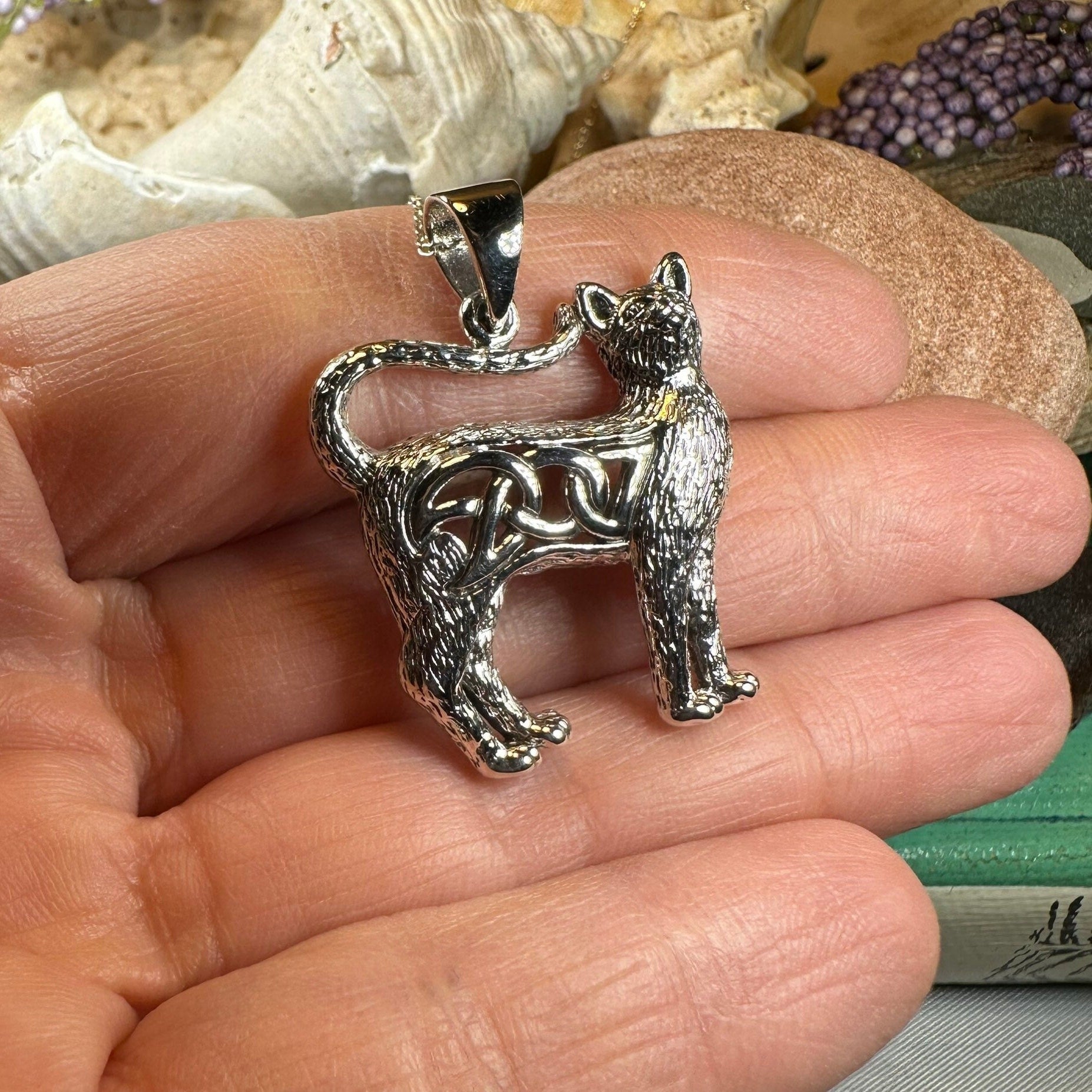 Eislyn Celtic Cat Necklace in Sterling Silver
