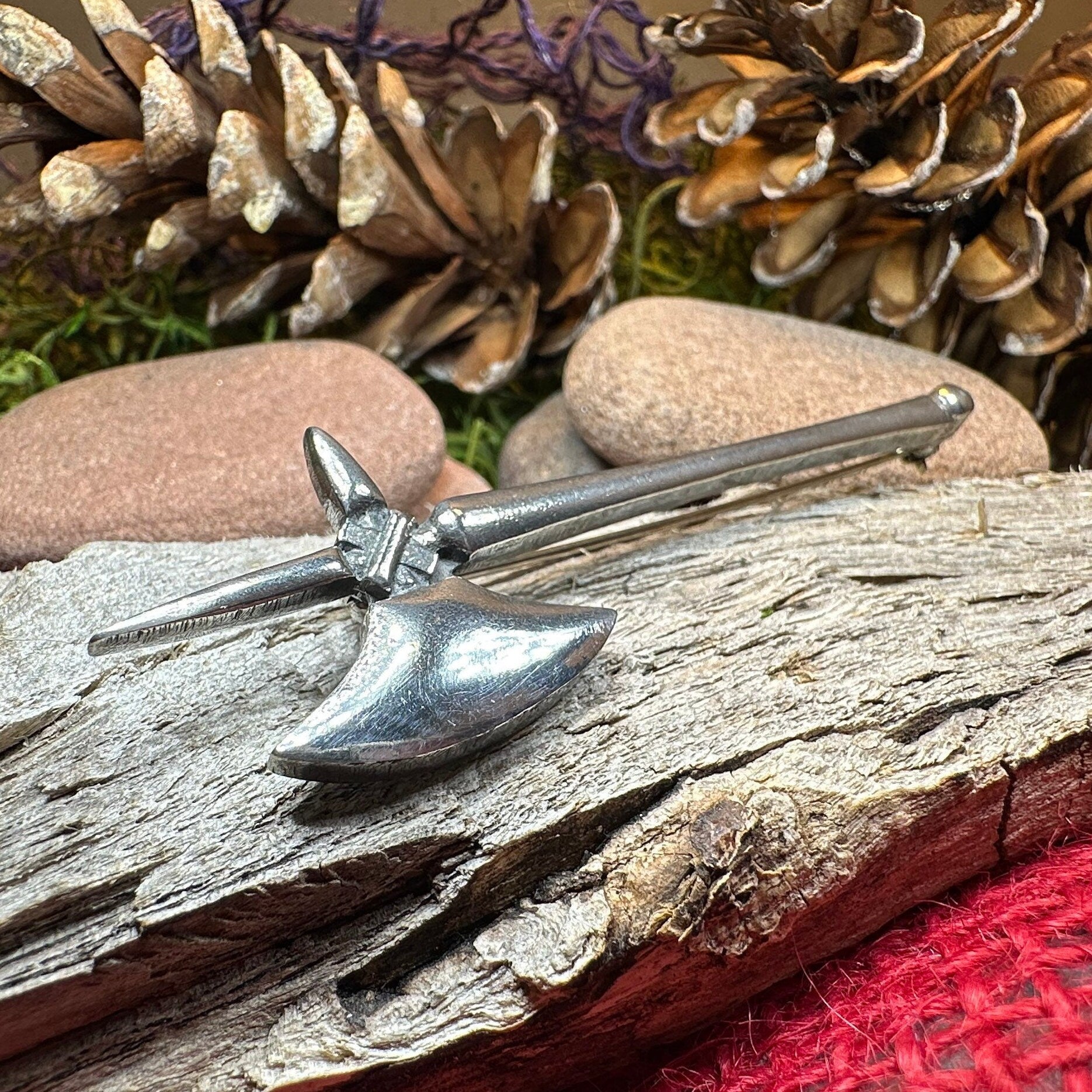 Medieval Battle Axe Kilt Pin