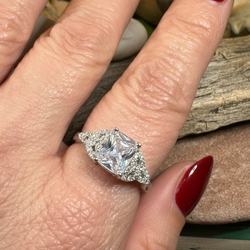 Kincora Celtic Engagement Ring
