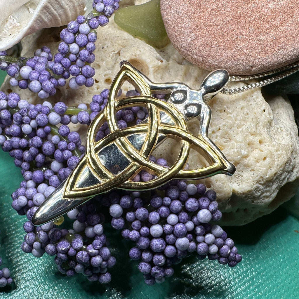 Golden Goddess Necklace