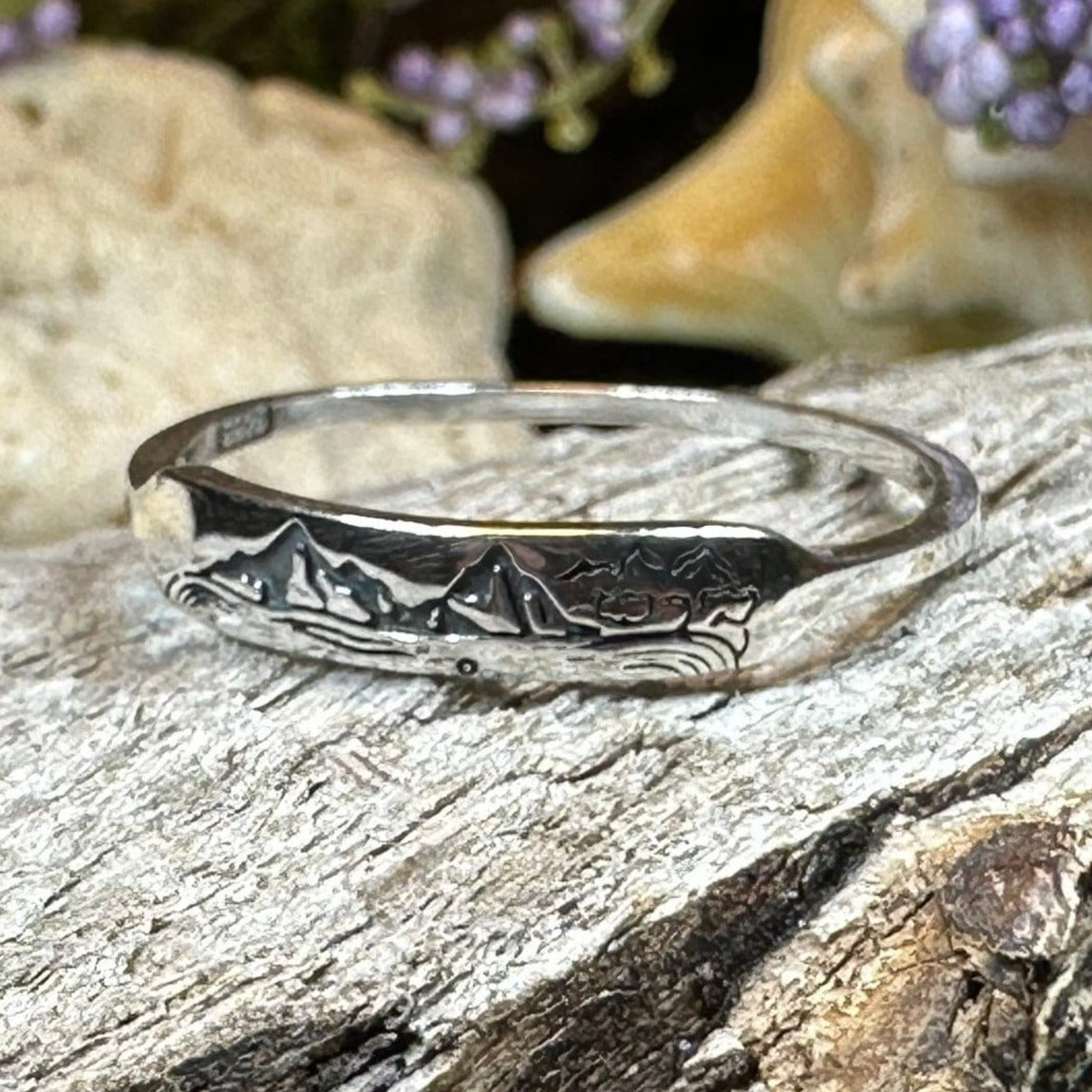 Minimalist Highland Mountain Ring
