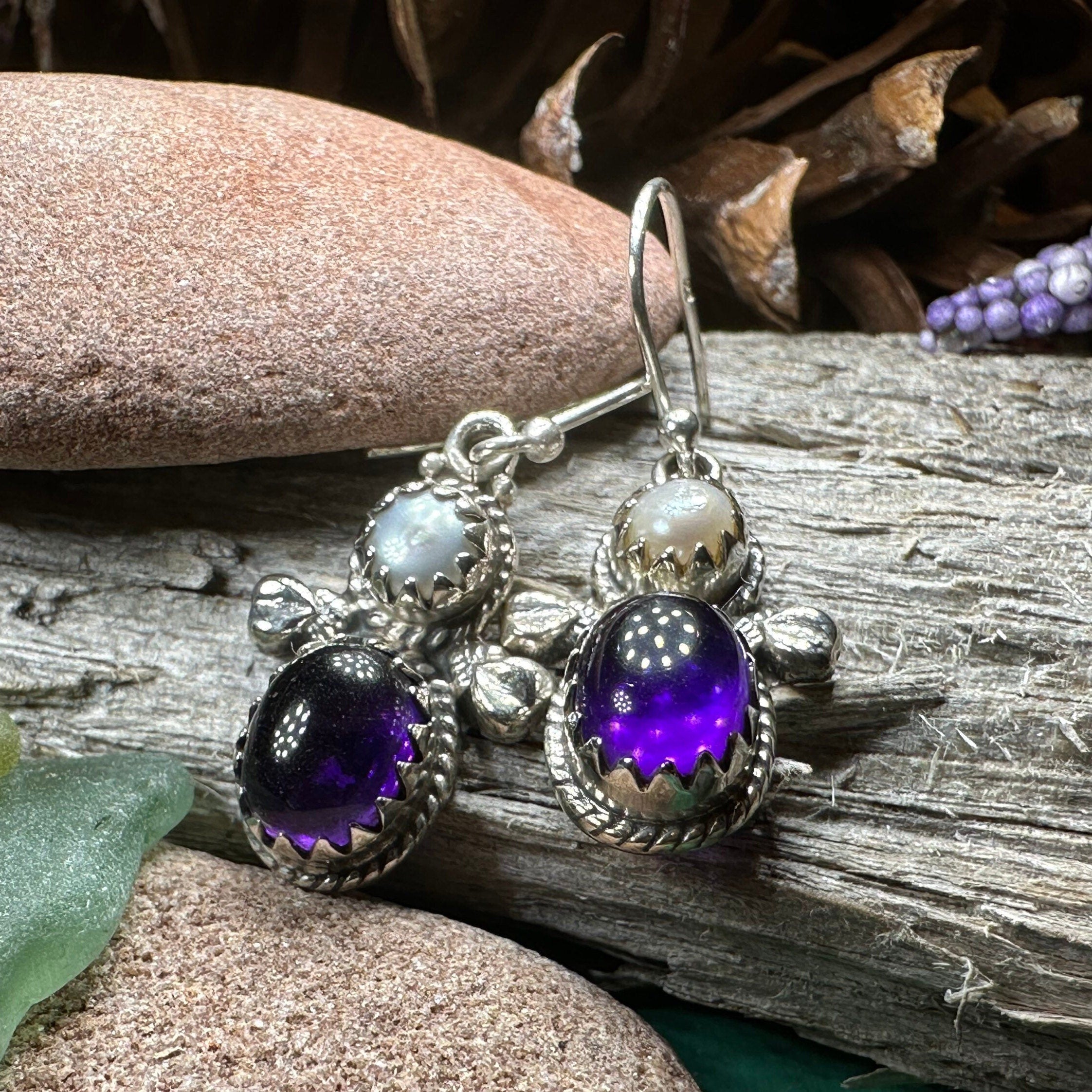 Lora Amethyst Pearl Earrings