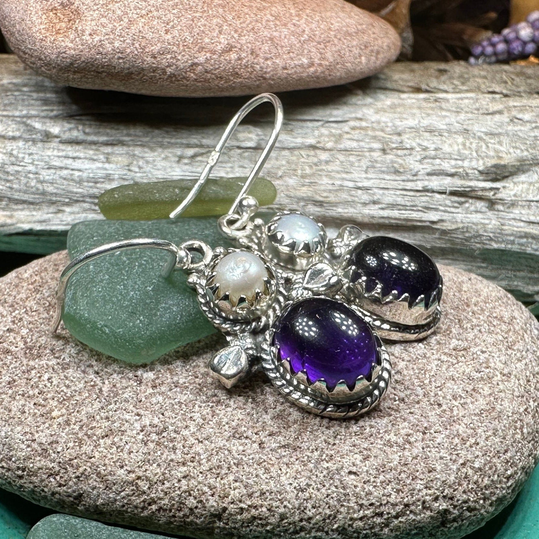 Lora Amethyst Pearl Earrings