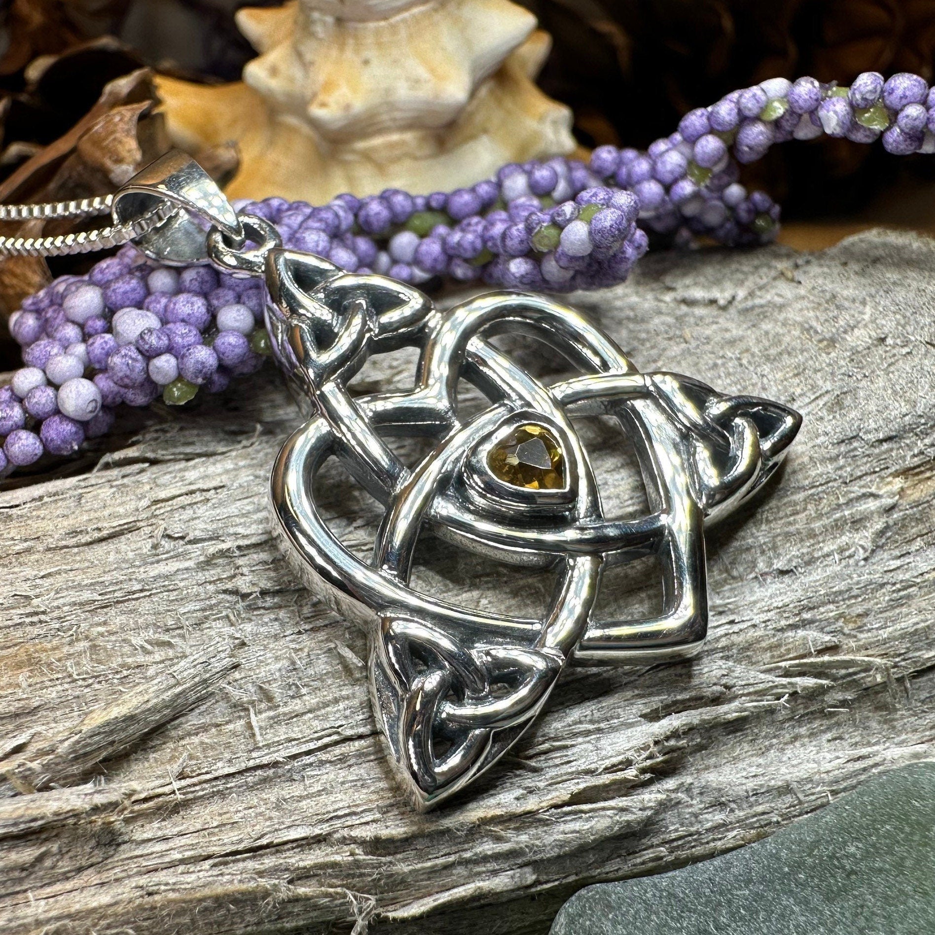 Imogen Mother's Knot Necklace