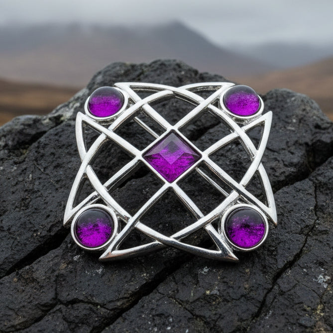 Cambrie Celtic Knot Brooch