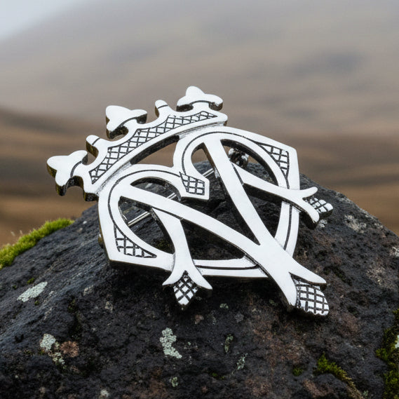 Mary Scottish Luckenbooth Brooch