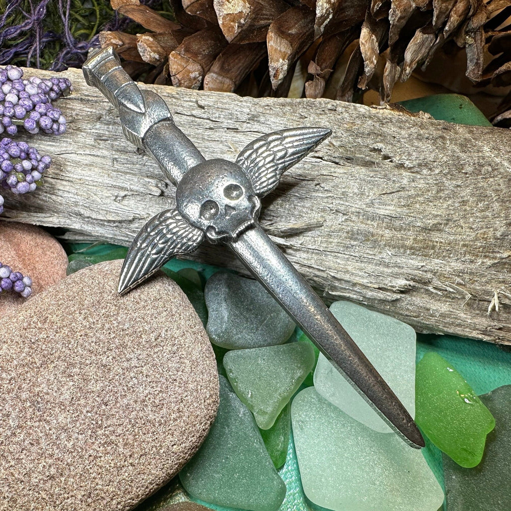 Greyfriars Skull Kilt Pin - Handmade in Scotland
