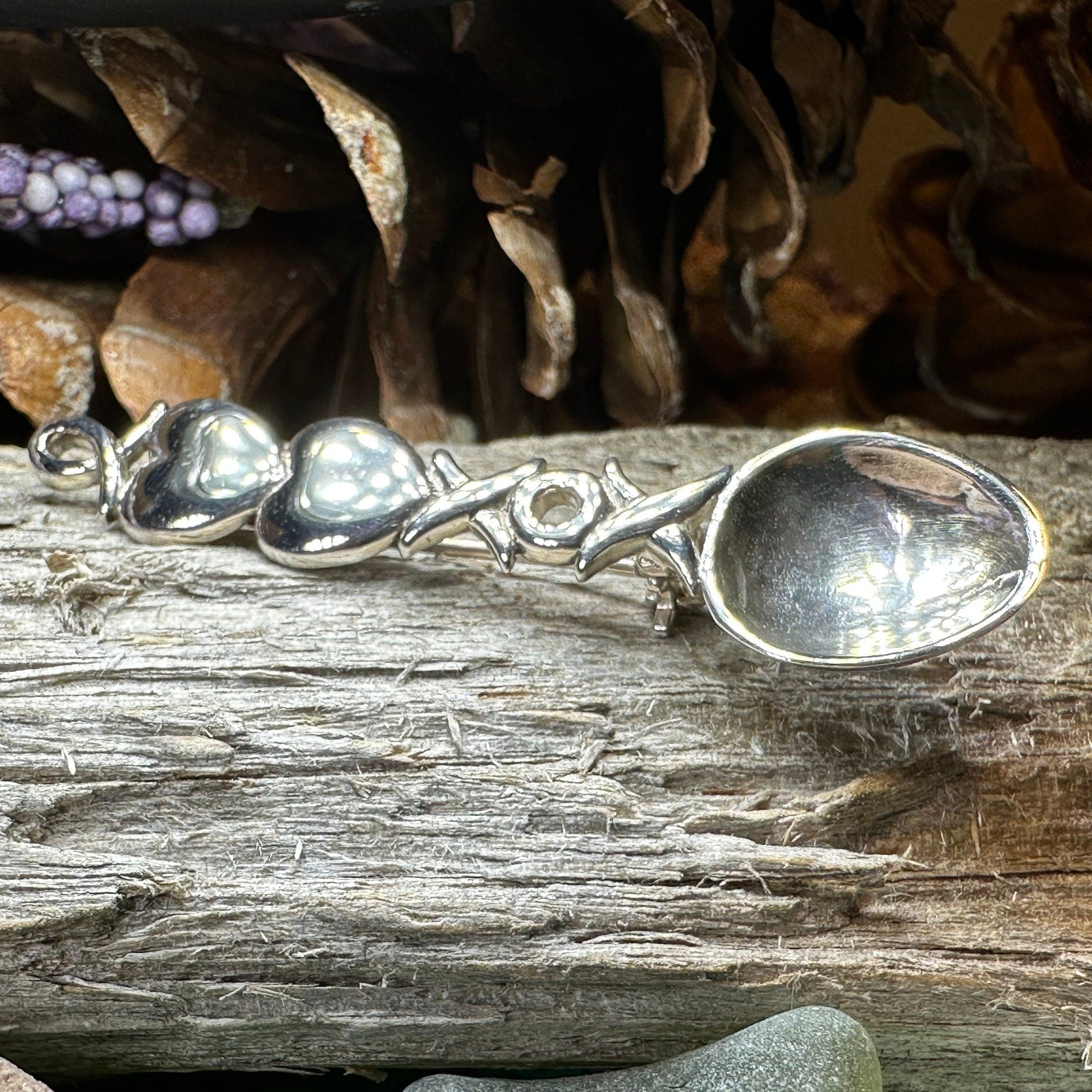Hugs & Kisses Love Spoon Brooch in Sterling Silver