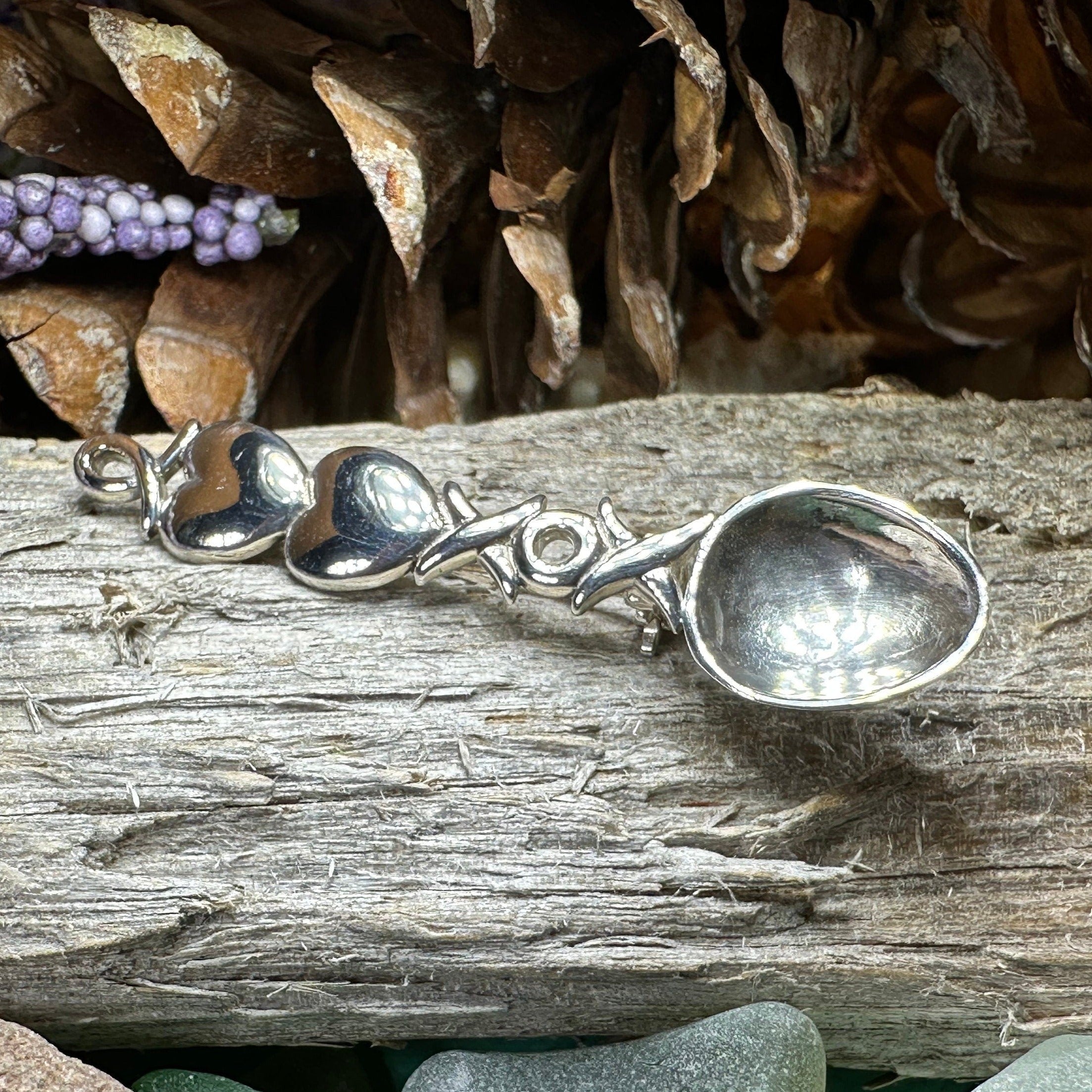 Hugs & Kisses Love Spoon Brooch in Sterling Silver