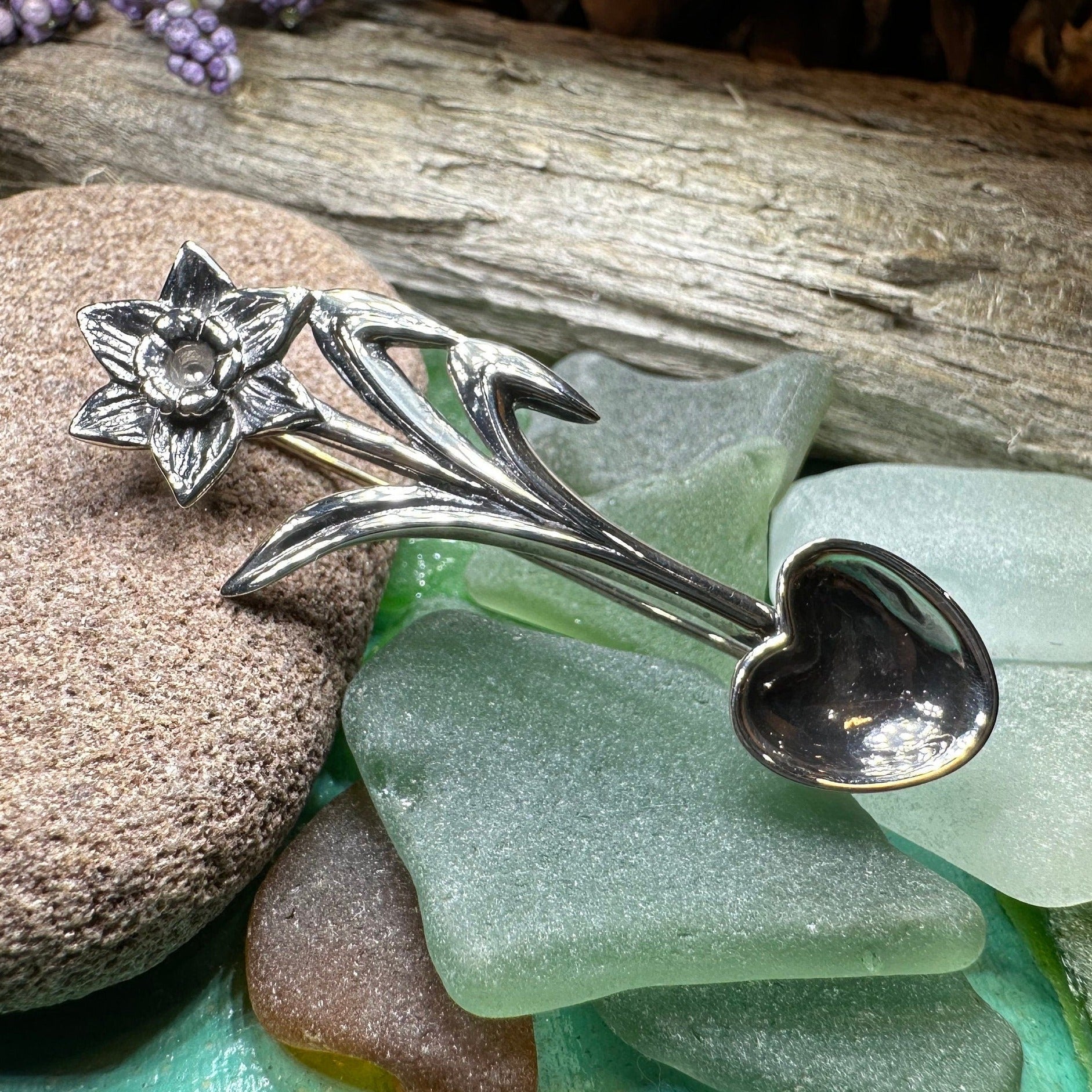 Welsh Daffodil Love Spoon Brooch in Sterling Silver