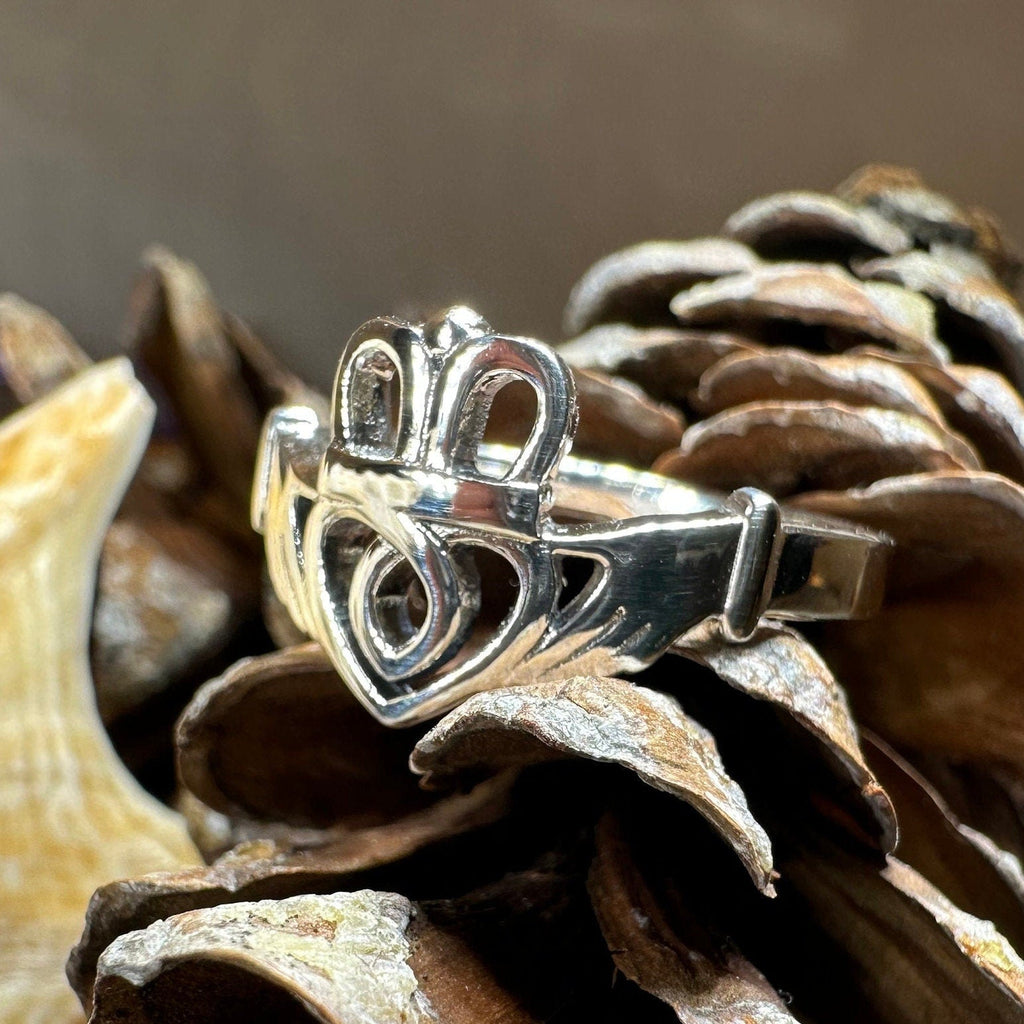Tallisen Irish Claddagh Ring in Sterling Silver