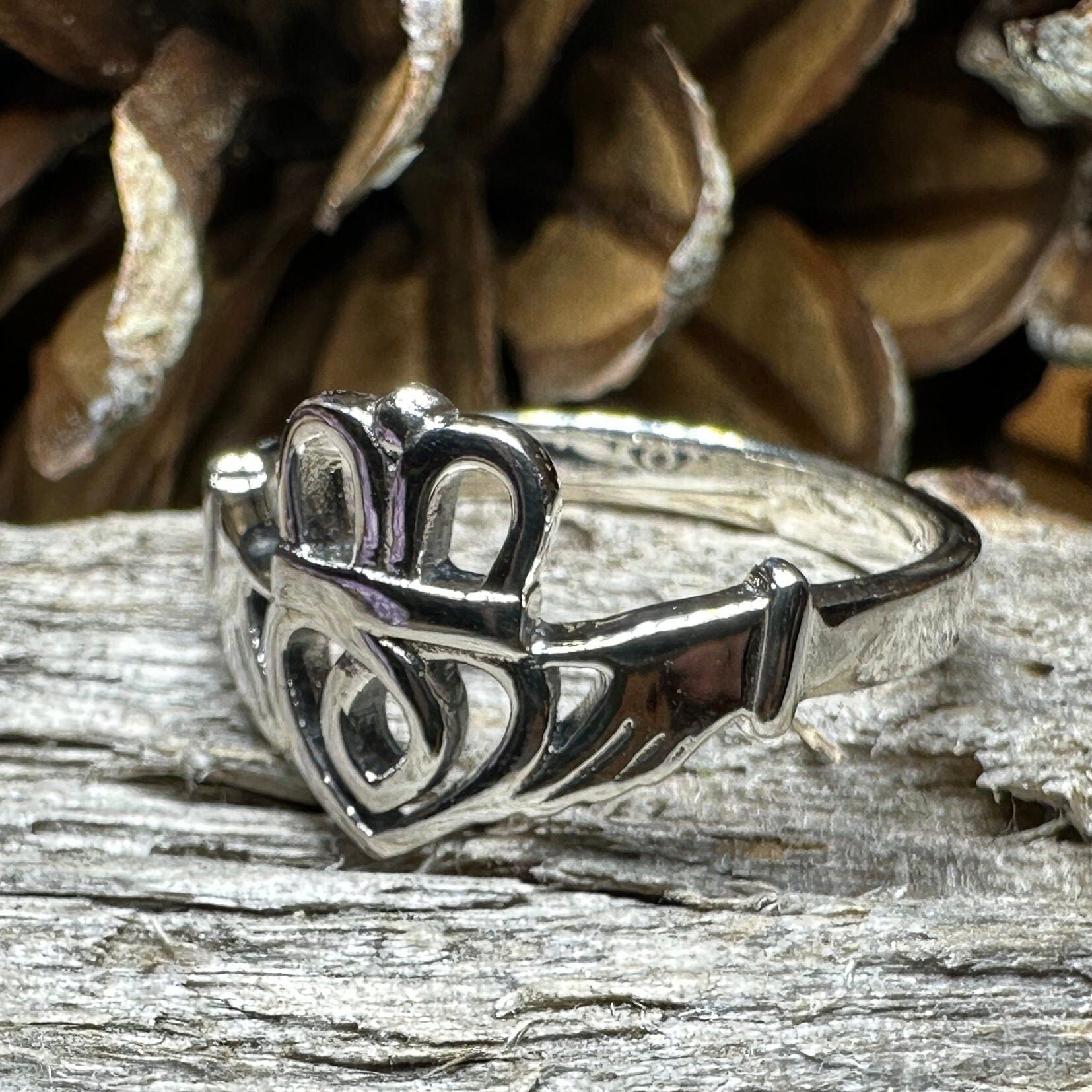 Tallisen Irish Claddagh Ring in Sterling Silver