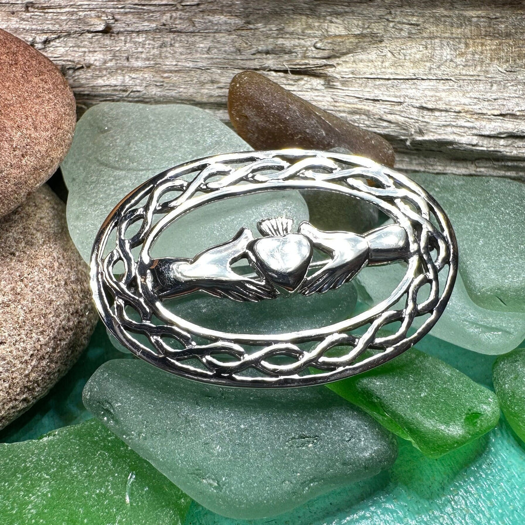 Laurelei Oval Irish Claddagh Brooch in Sterling Silver