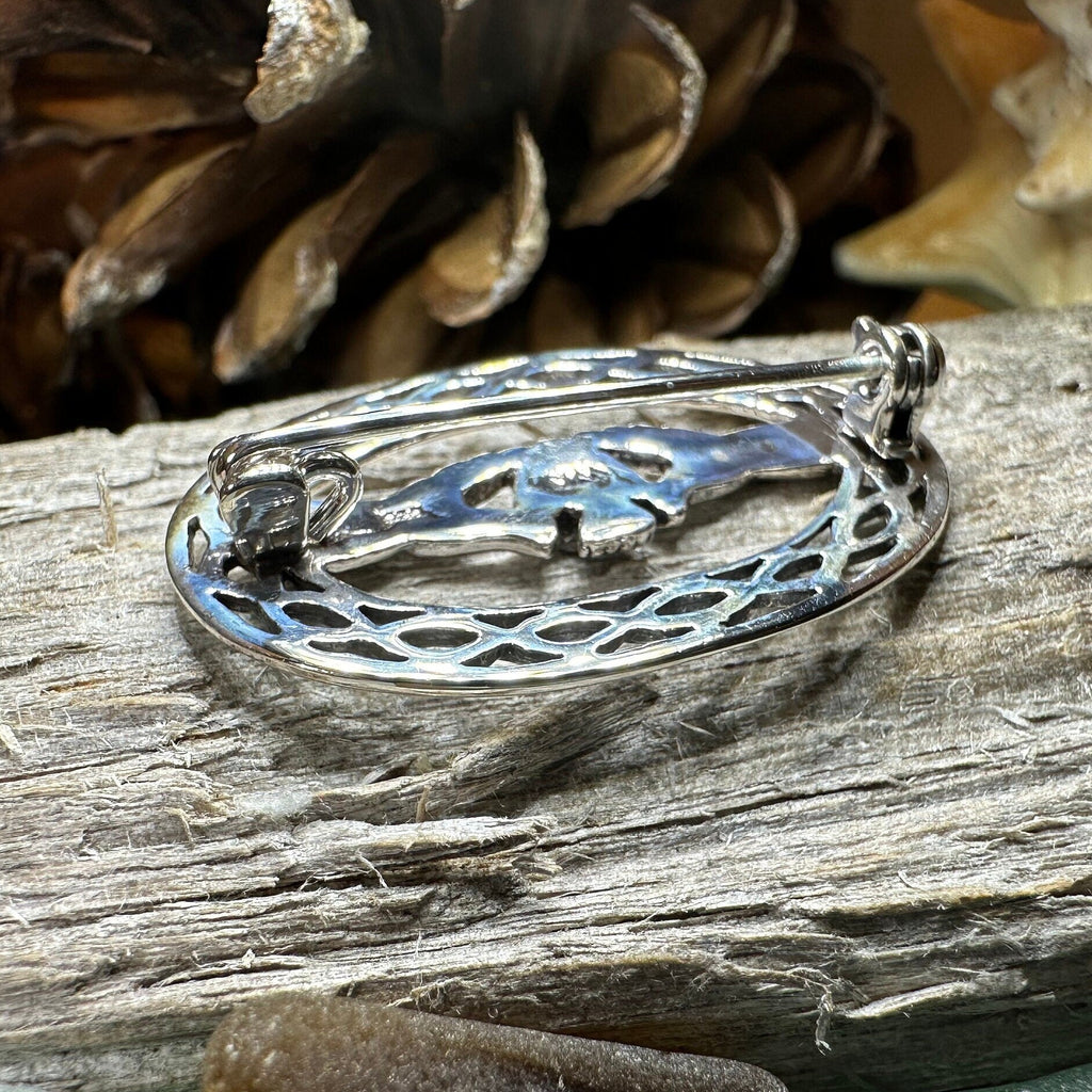 Laurelei Oval Irish Claddagh Brooch in Sterling Silver