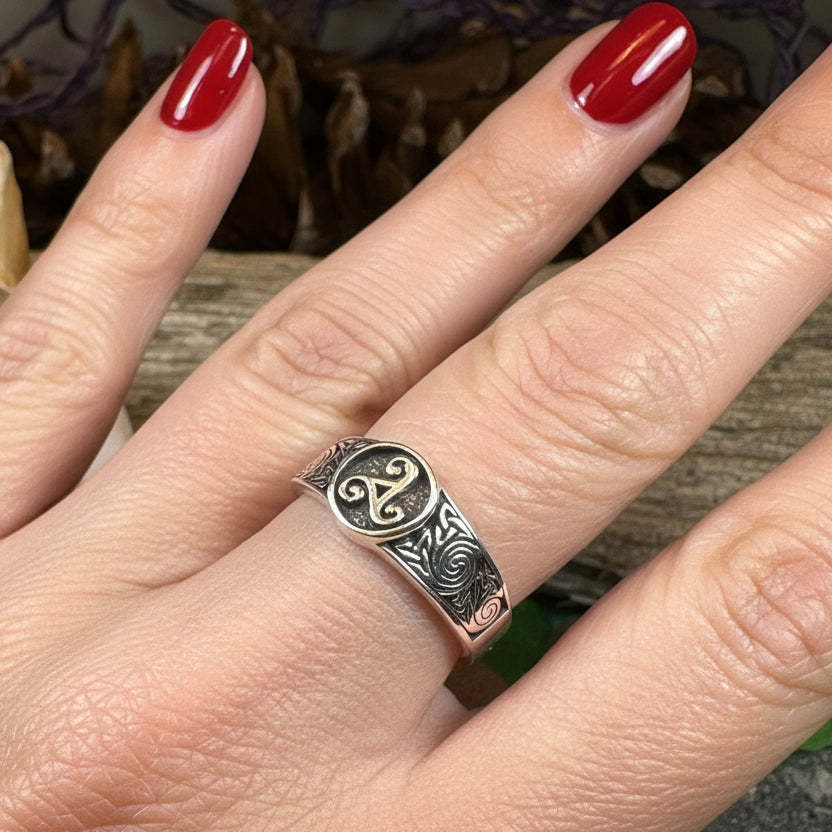 Reeve Celtic Triple Spiral Ring