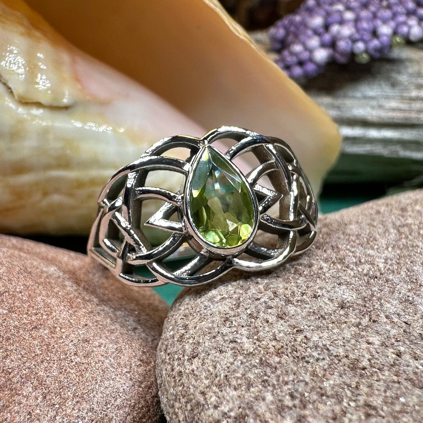 Vanaheim Celtic Knot Ring in Sterling Silver