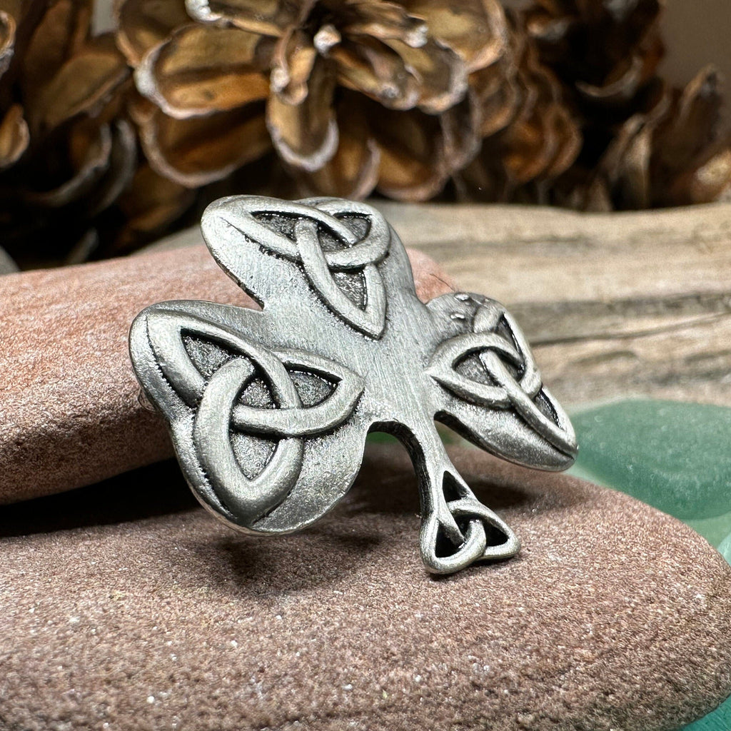 Trinity Knot Shamrock Brooch in Pewter