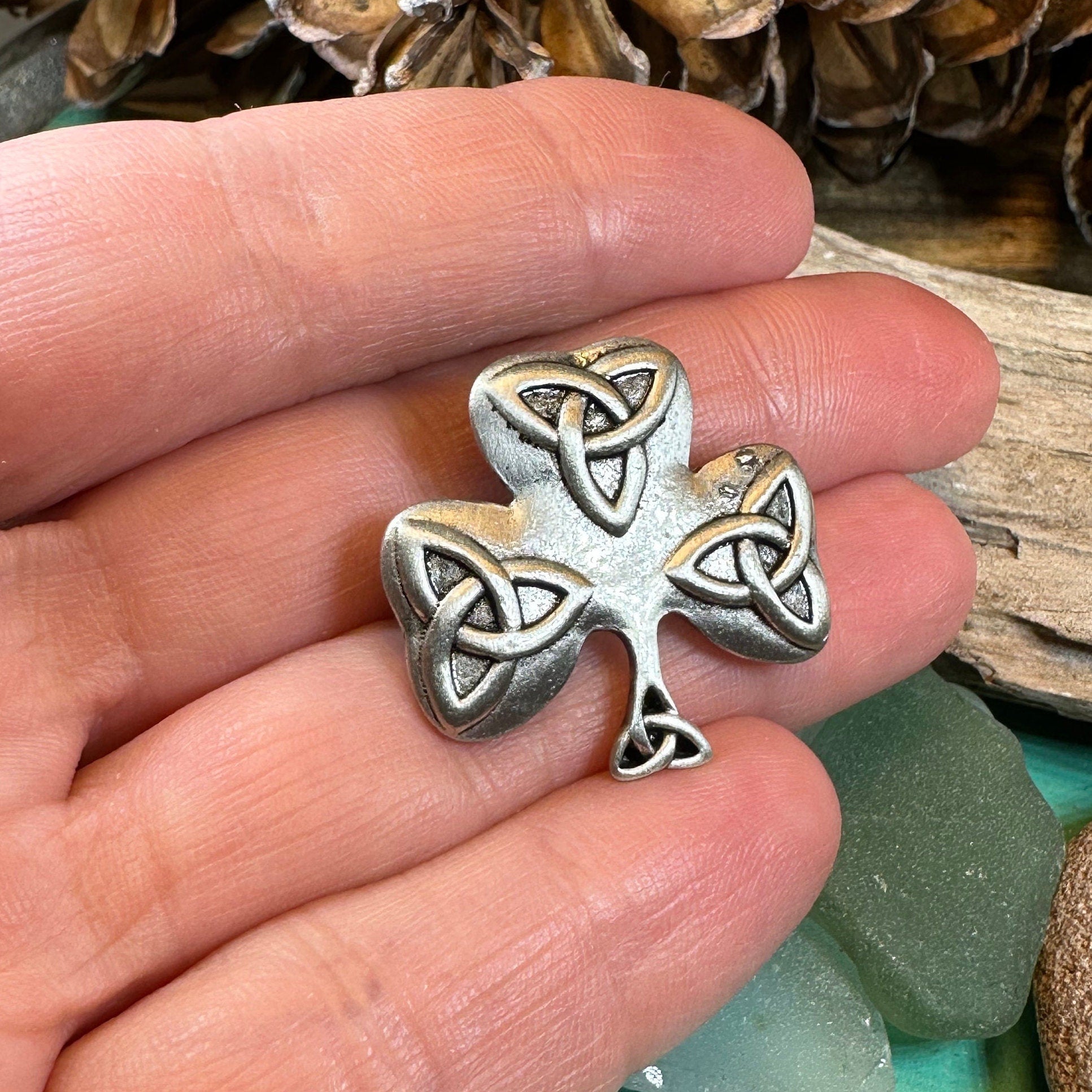Trinity Knot Shamrock Brooch in Pewter