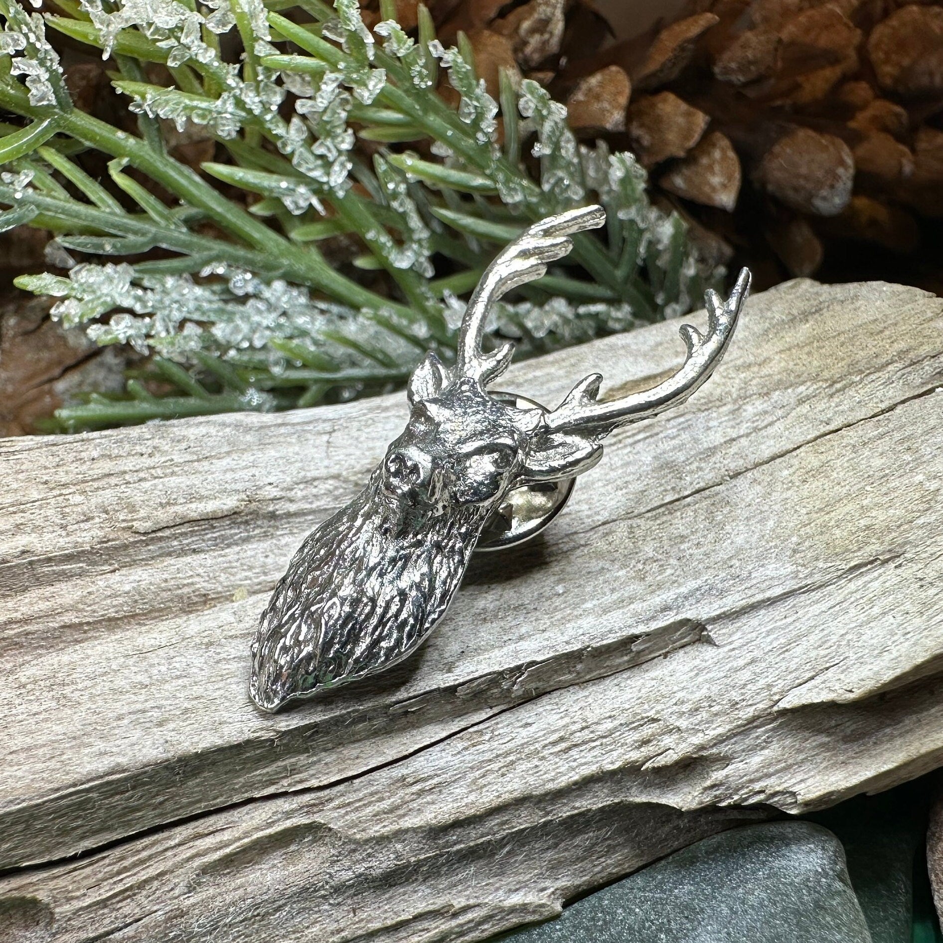 Scottish Stag Lapel Pin in Pewter