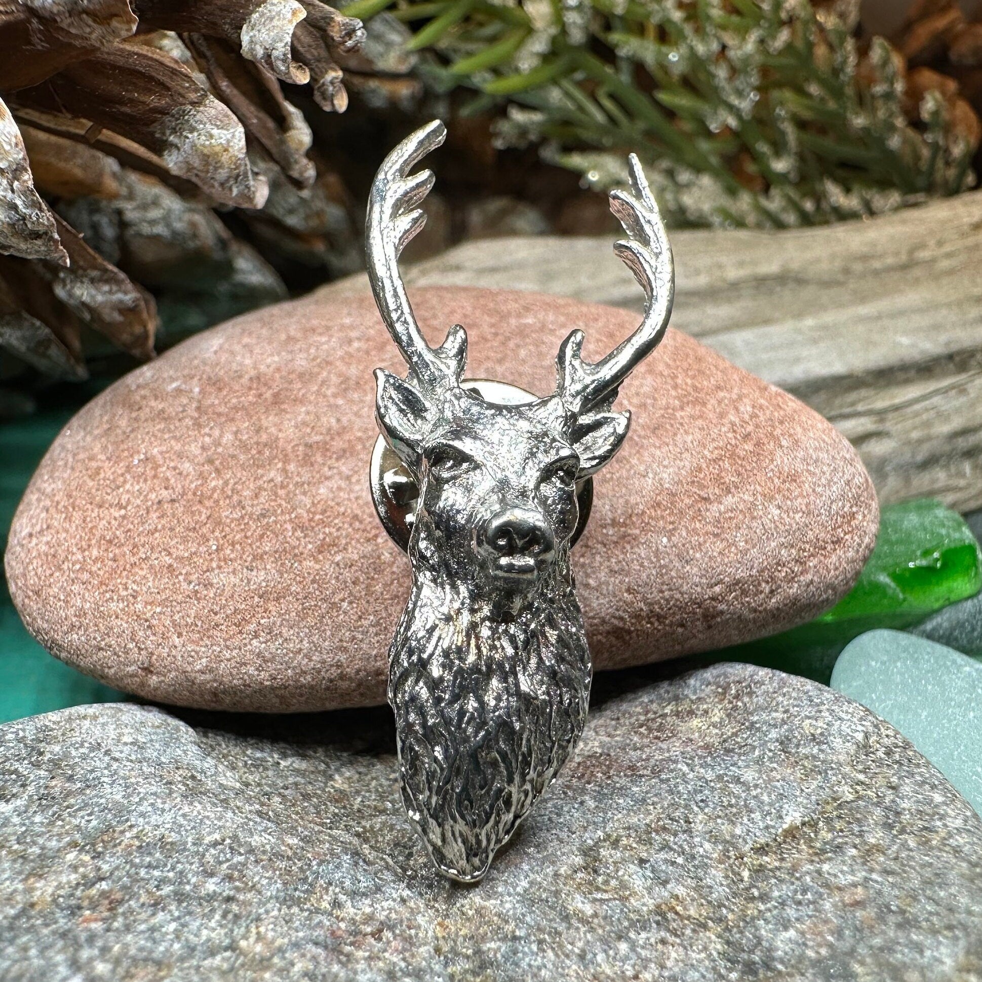 Scottish Stag Lapel Pin in Pewter