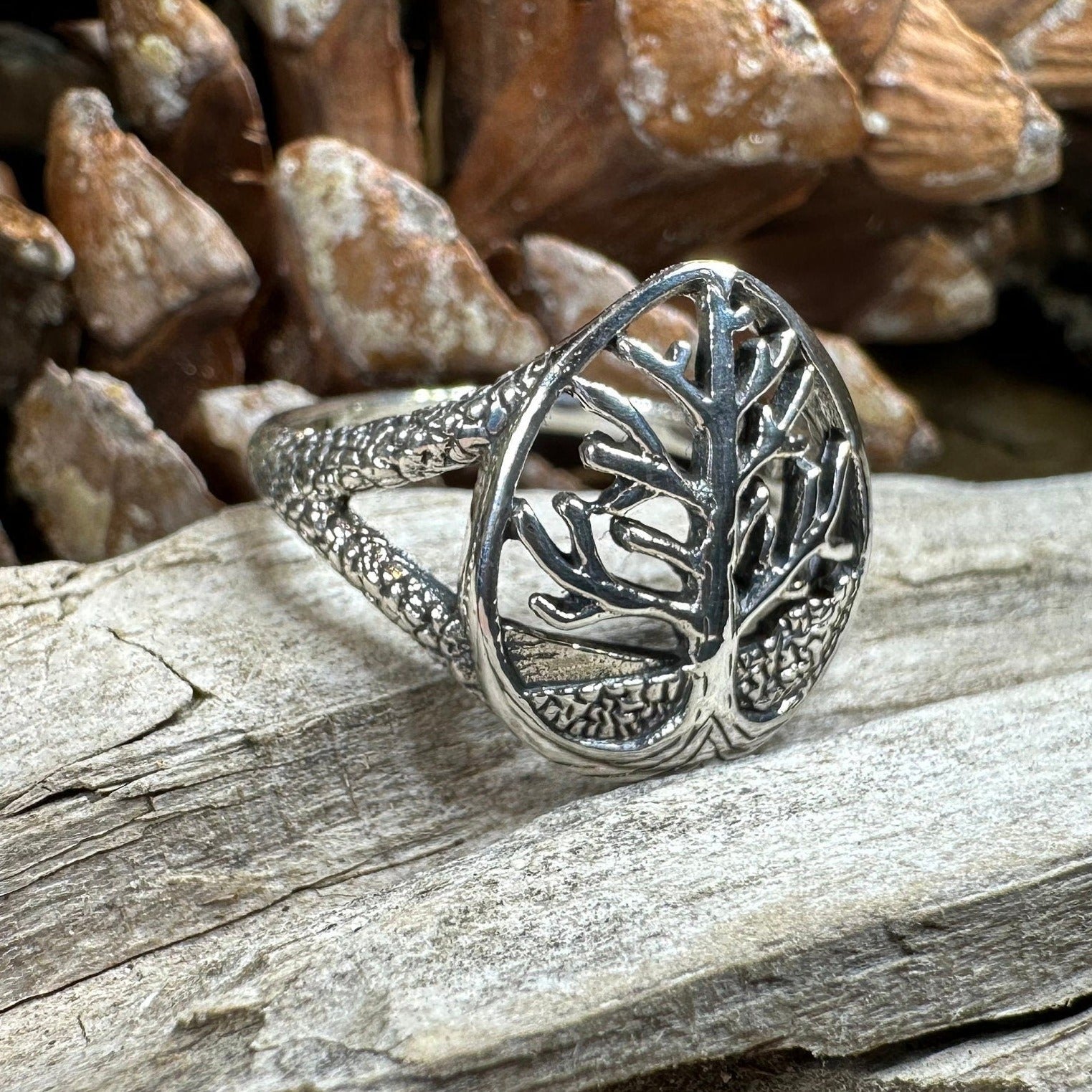 Maraja Celtic Tree of Life Ring