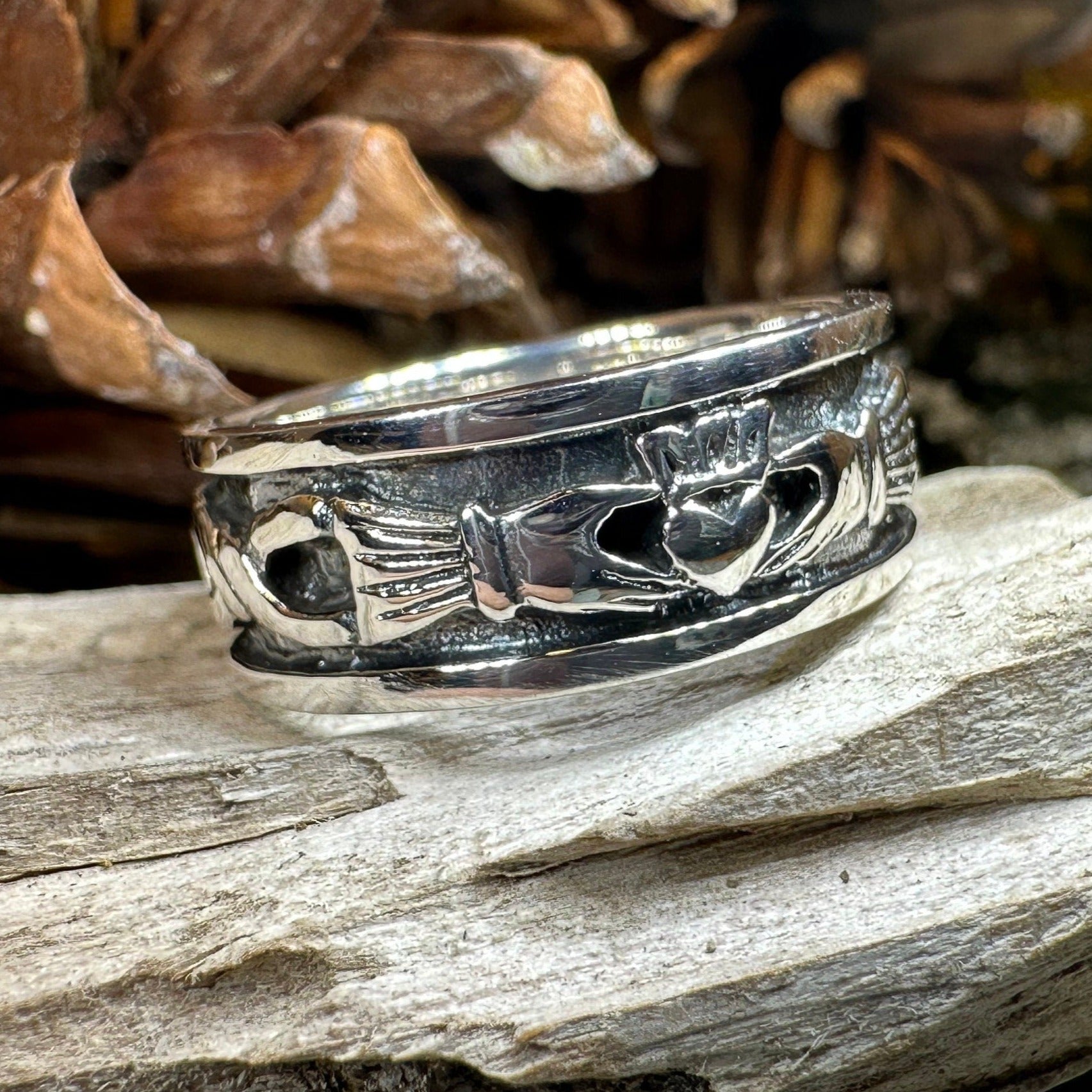 Celtic Irish Claddagh Band Ring in Sterling Silver