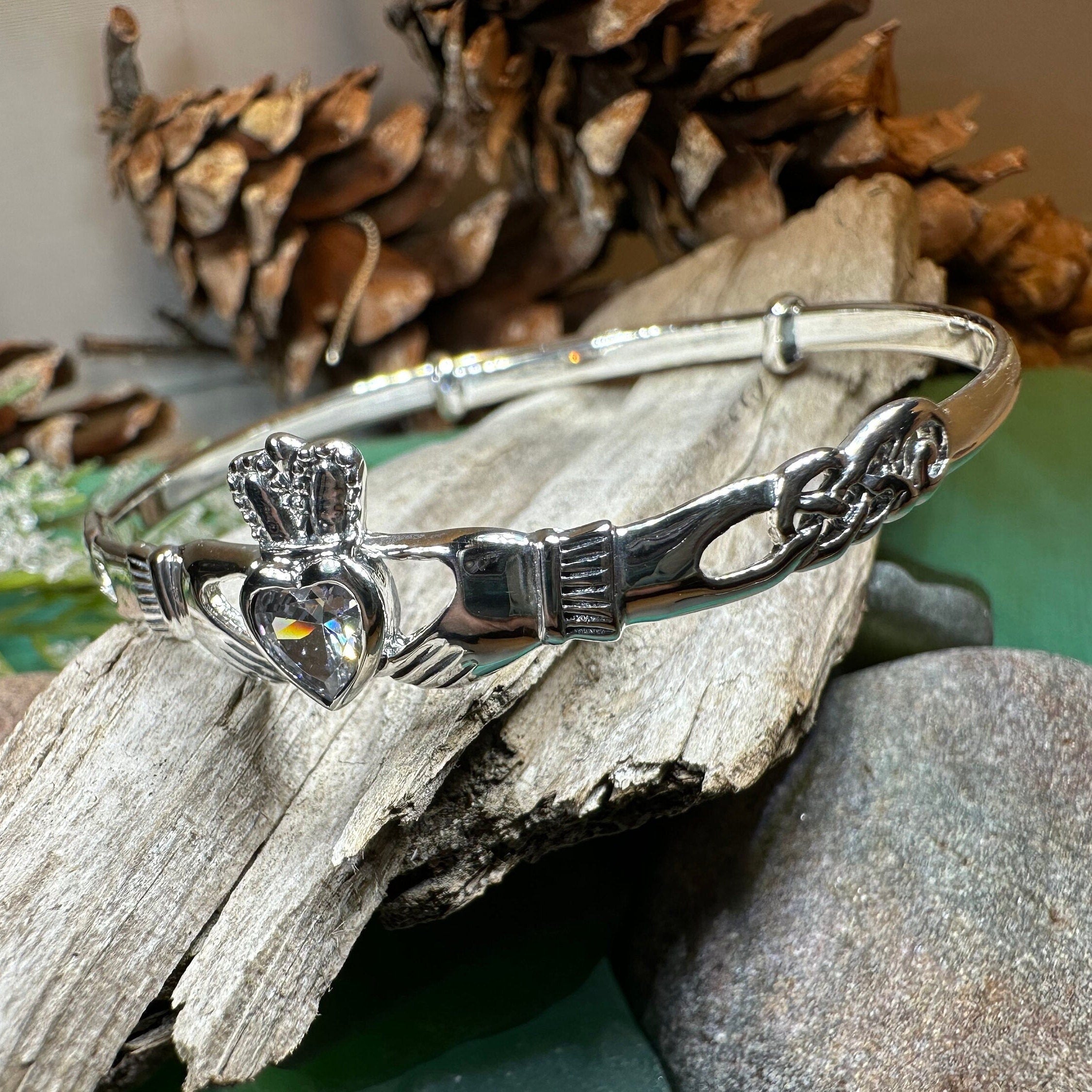 Knotwork Claddagh Bangle Bracelet in Sterling Silver