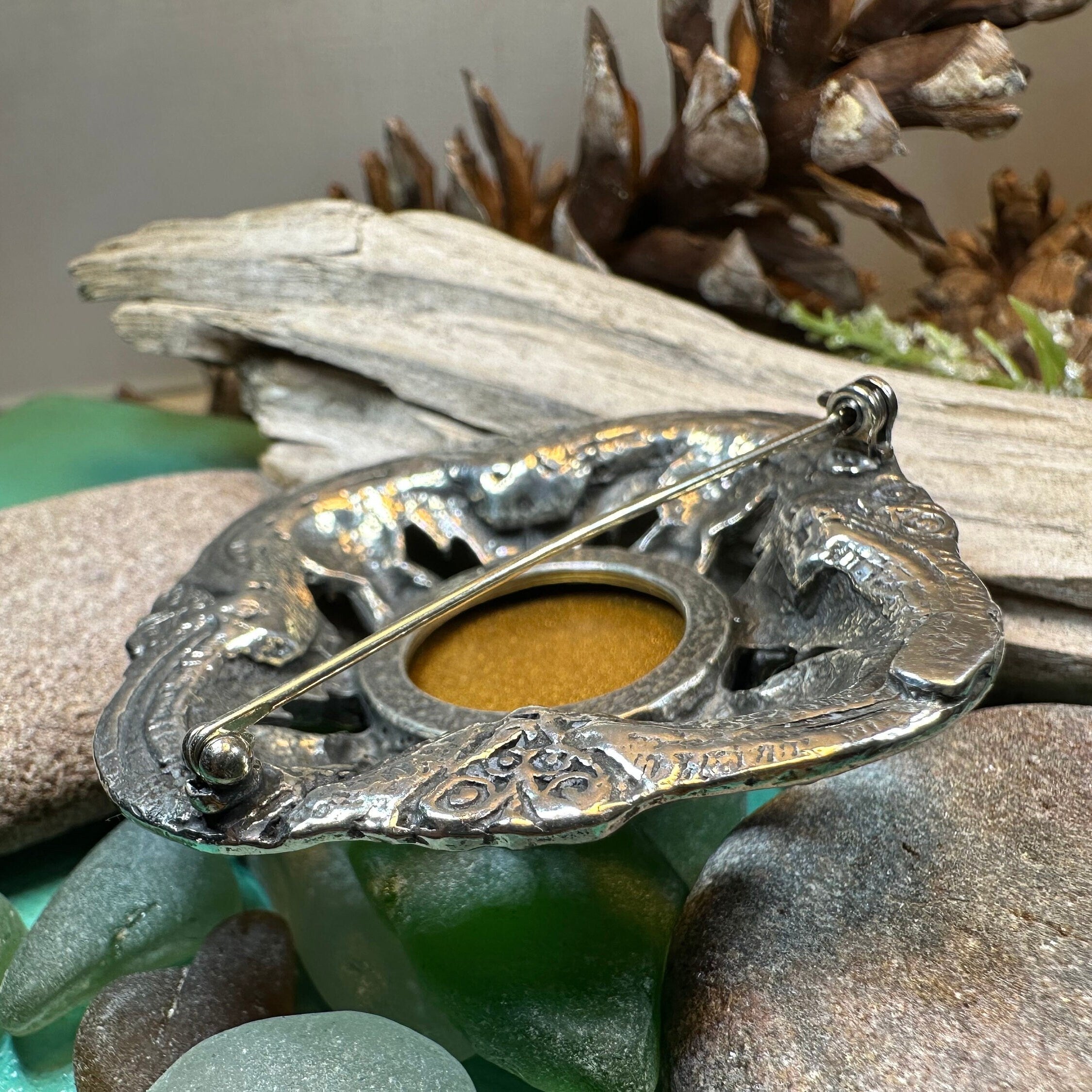 Royal Scottish Thistle Brooch - Handmade in Scotland