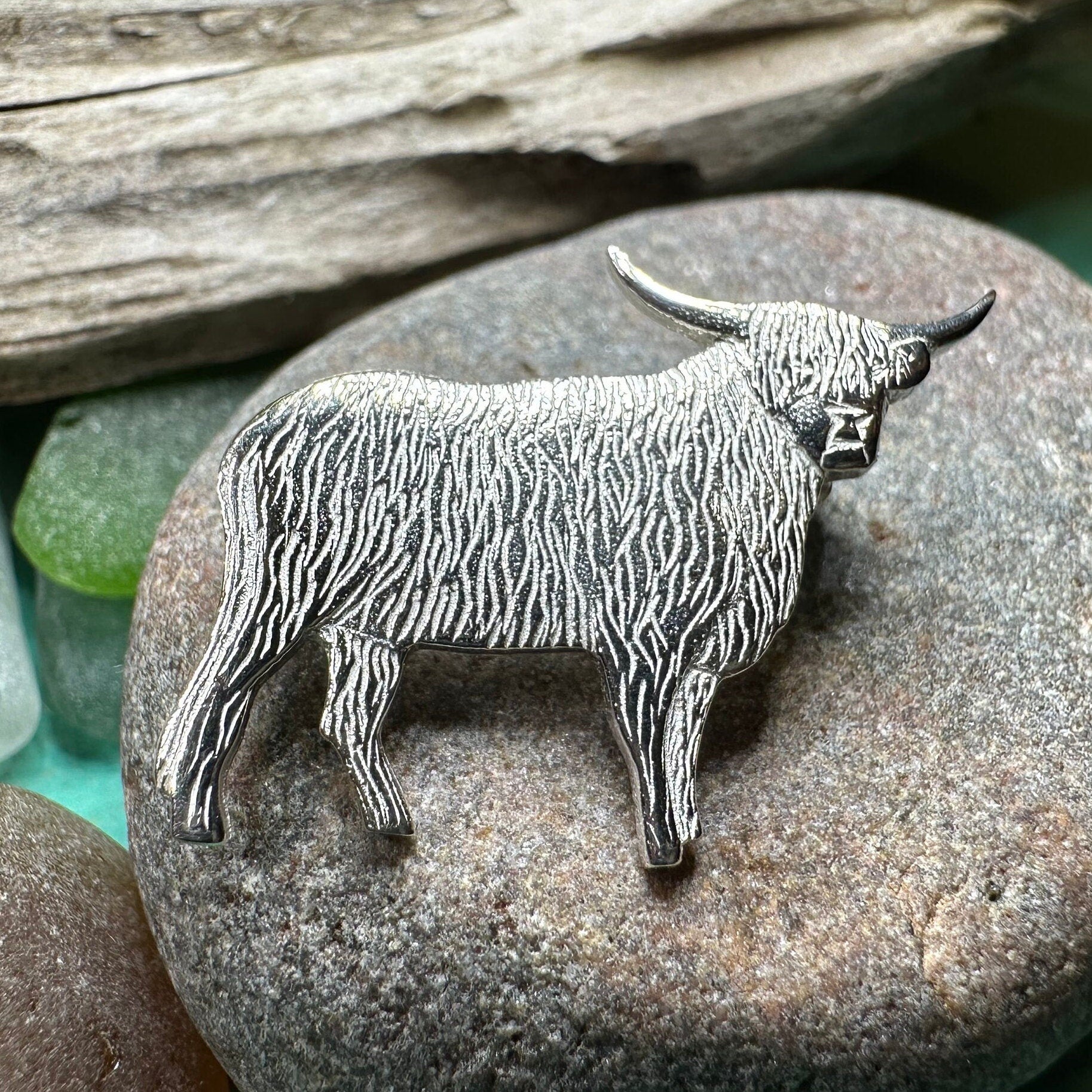 Realistic Highland Cow Brooch - Handmade in Scotland
