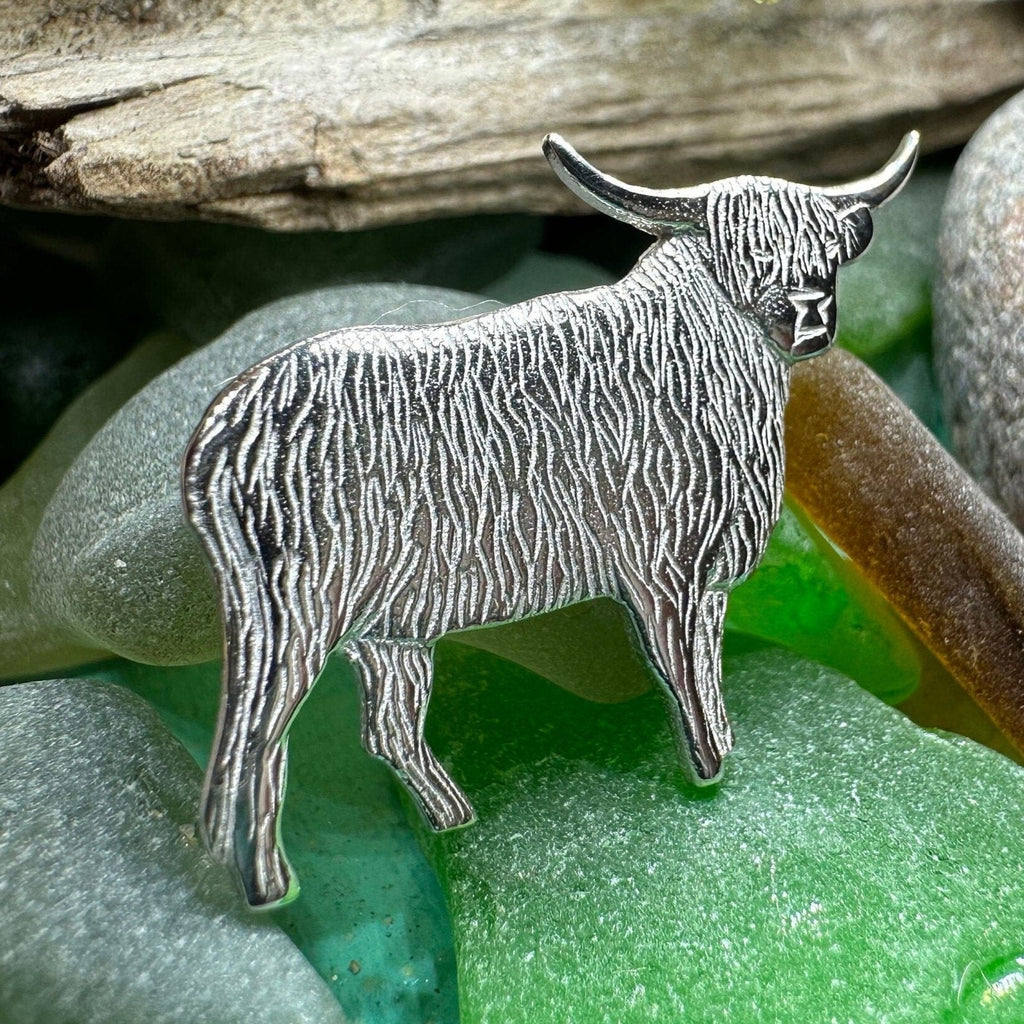 Realistic Highland Cow Brooch - Handmade in Scotland