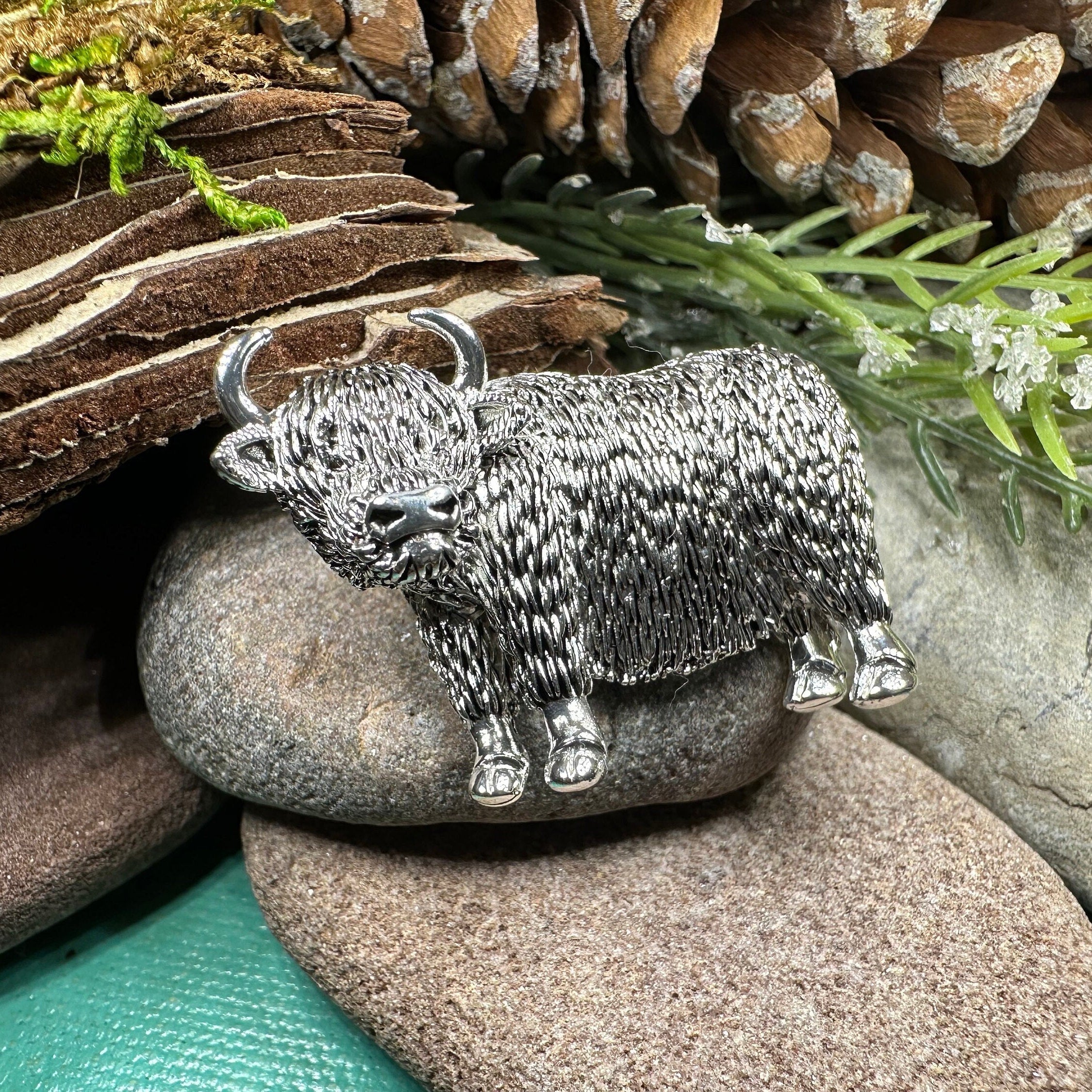 Harold the Highland Cow Brooch for Women