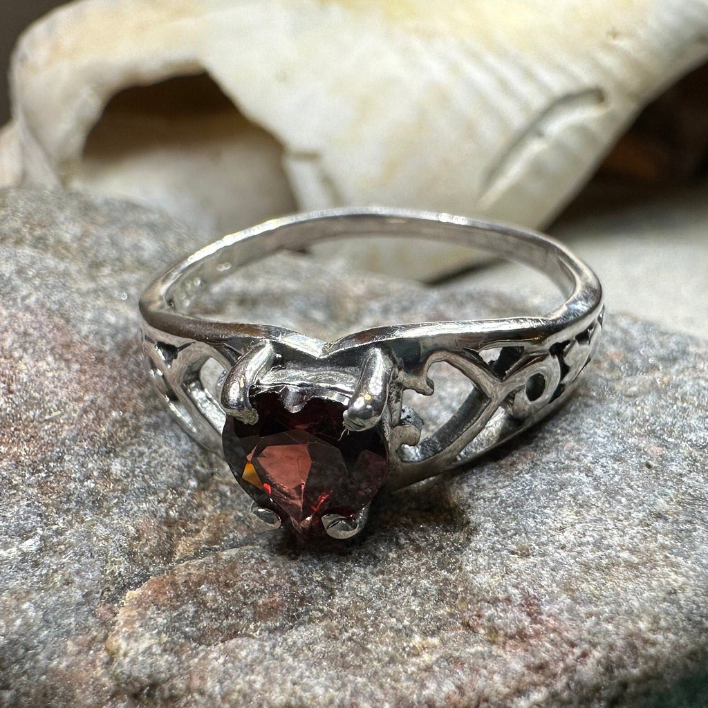 Elvarina Celtic Knot Ring