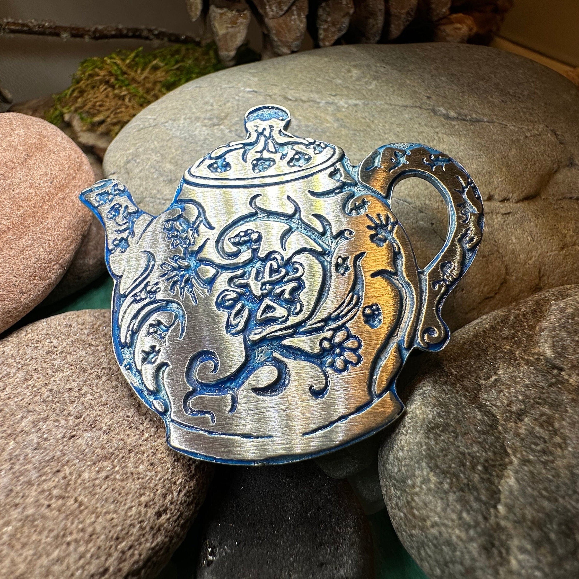 Handmade Old Fashioned Teapot Brooch for Women