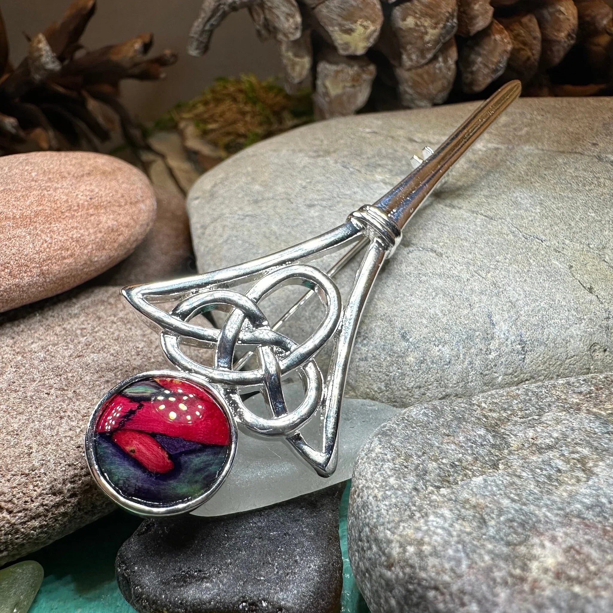 Heathergems Celtic Kilt Pin - Handmade in Scotland