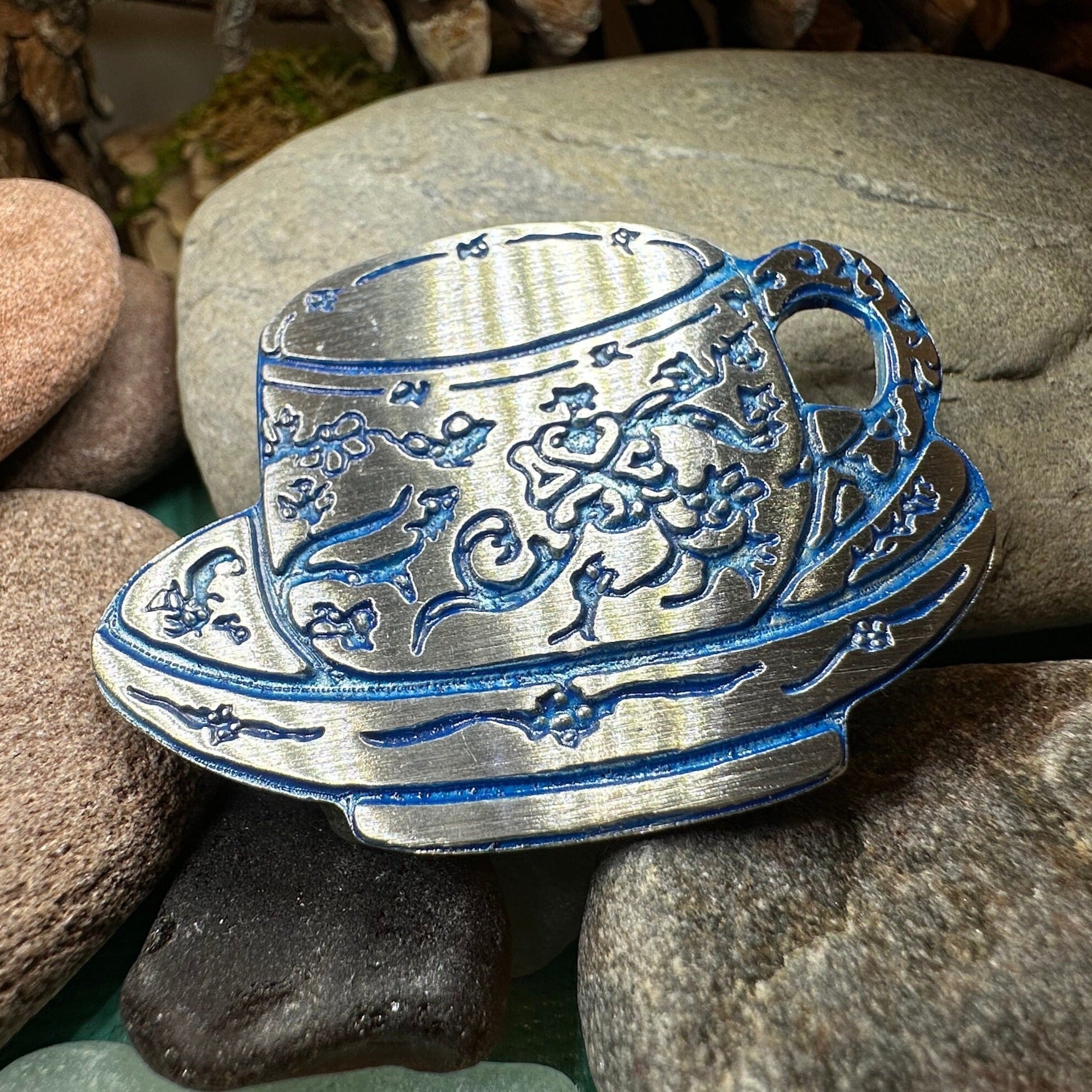 Old Fashioned Teacup Brooch