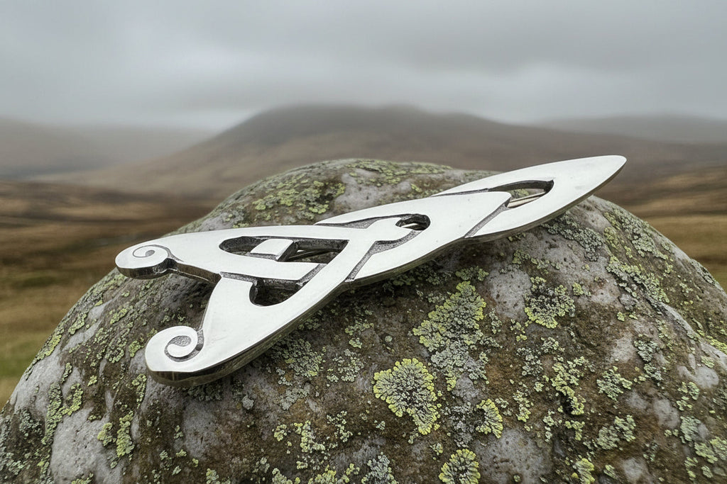 Modern Celtic Kilt Pin - Handmade in Scotland