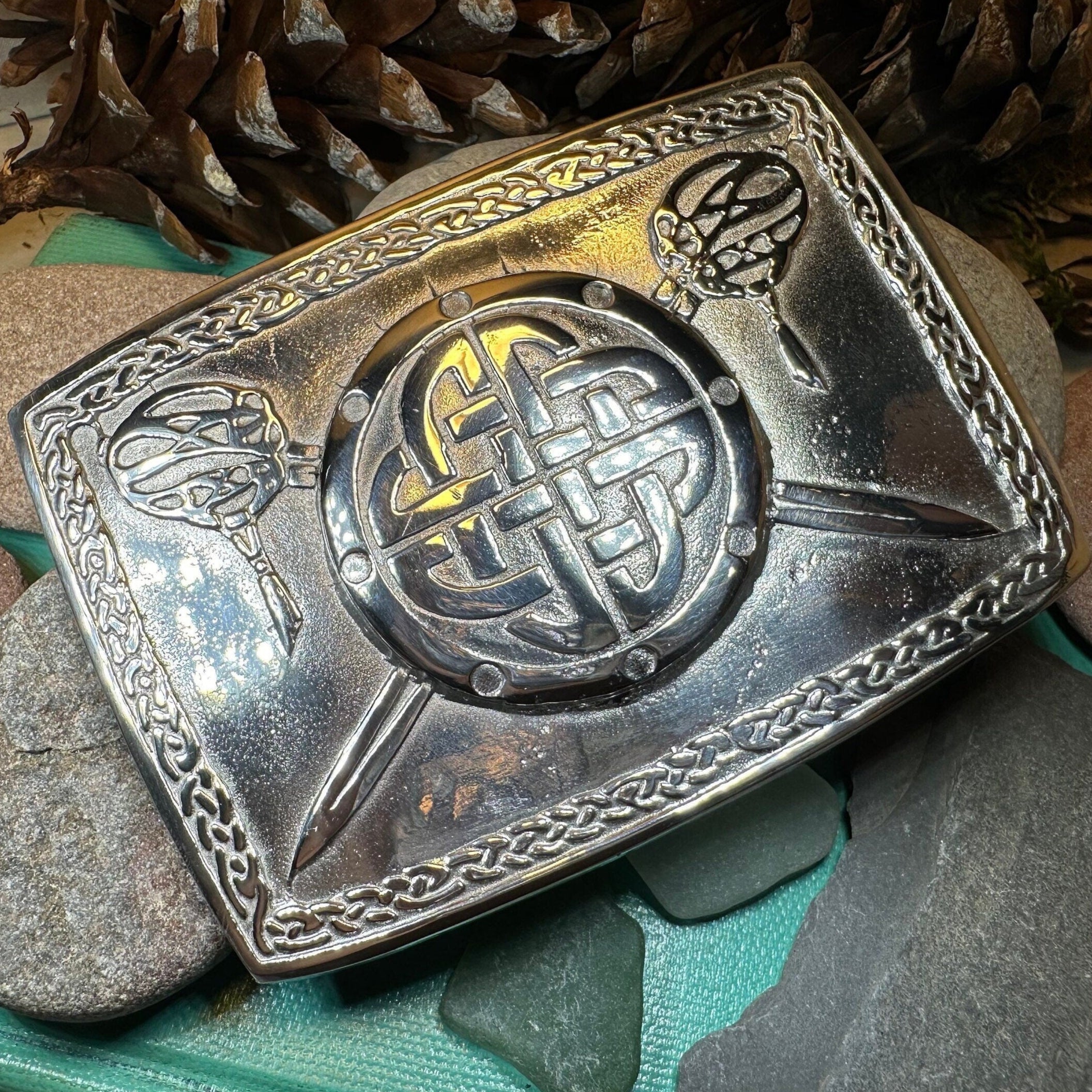 Celtic Battlefield Kilt Belt Buckle - Handmade in Scotland