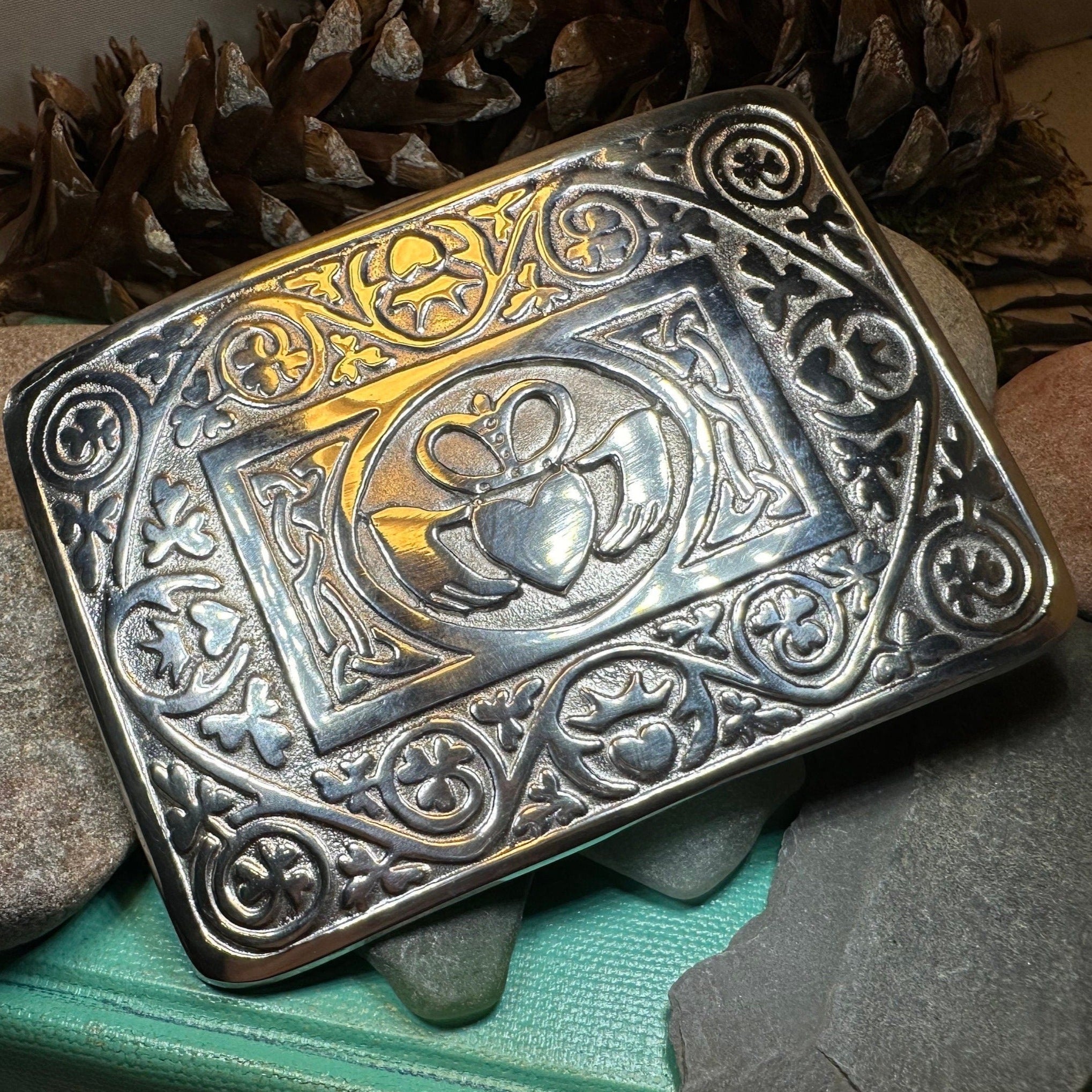 Irish Claddagh Kilt Belt Buckle for Men
