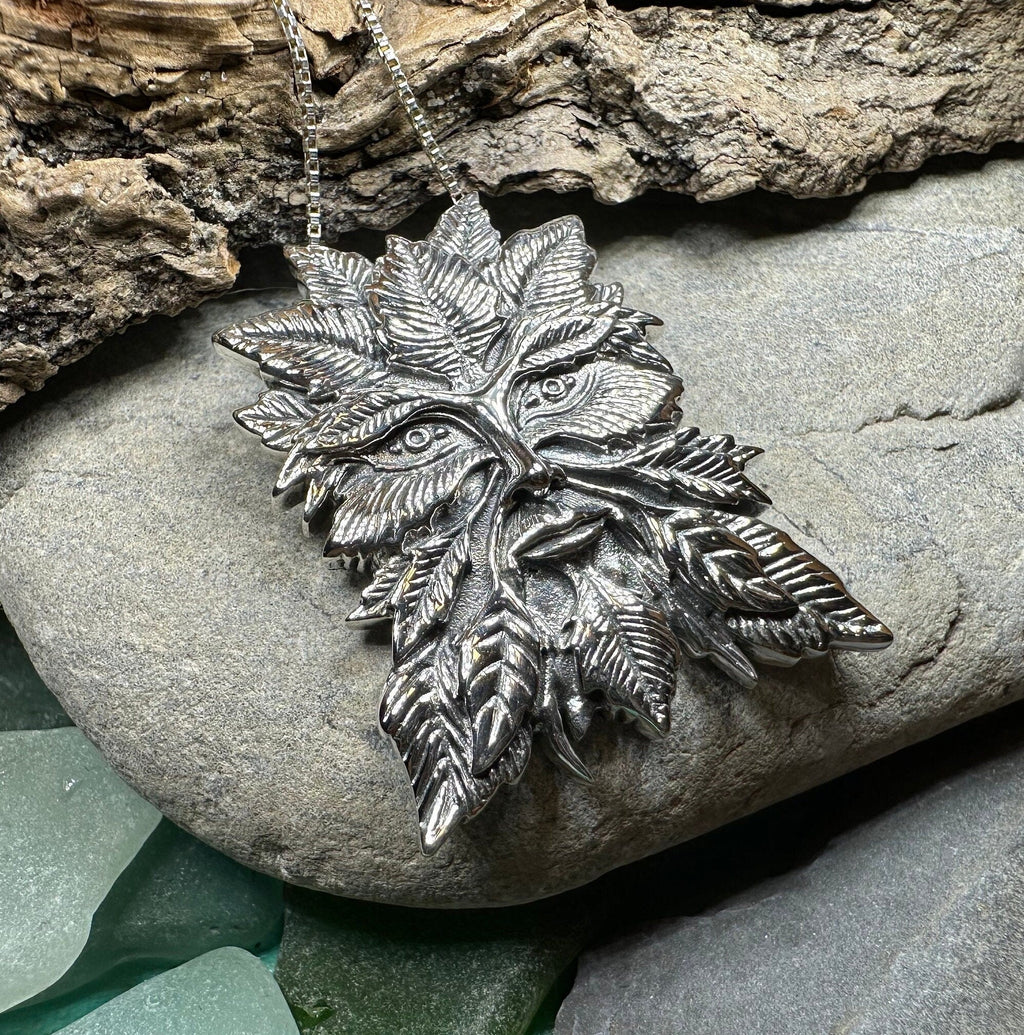 Montgeon Green Man Necklace in Sterling Silver