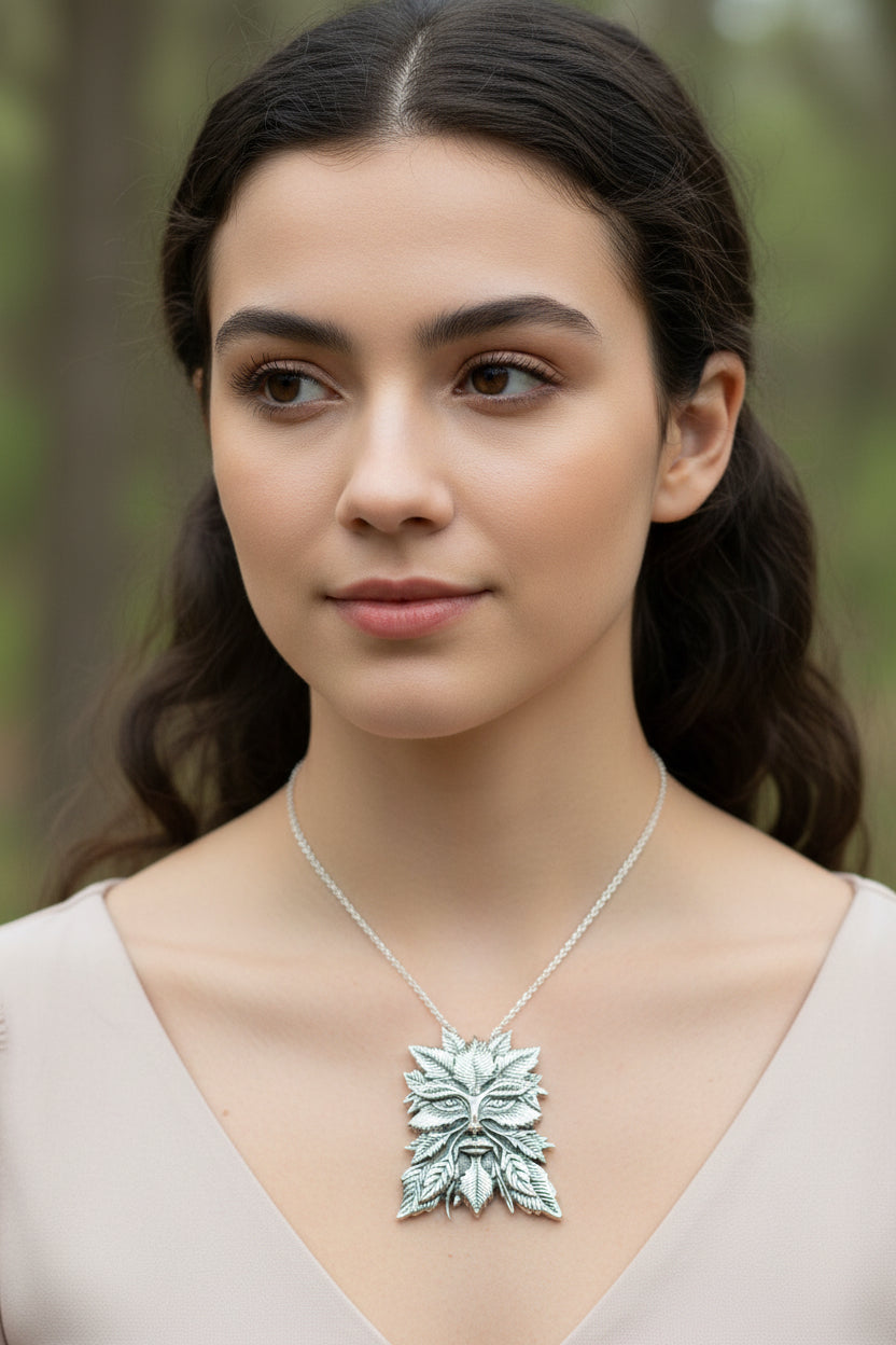 Montgeon Green Man Necklace in Sterling Silver