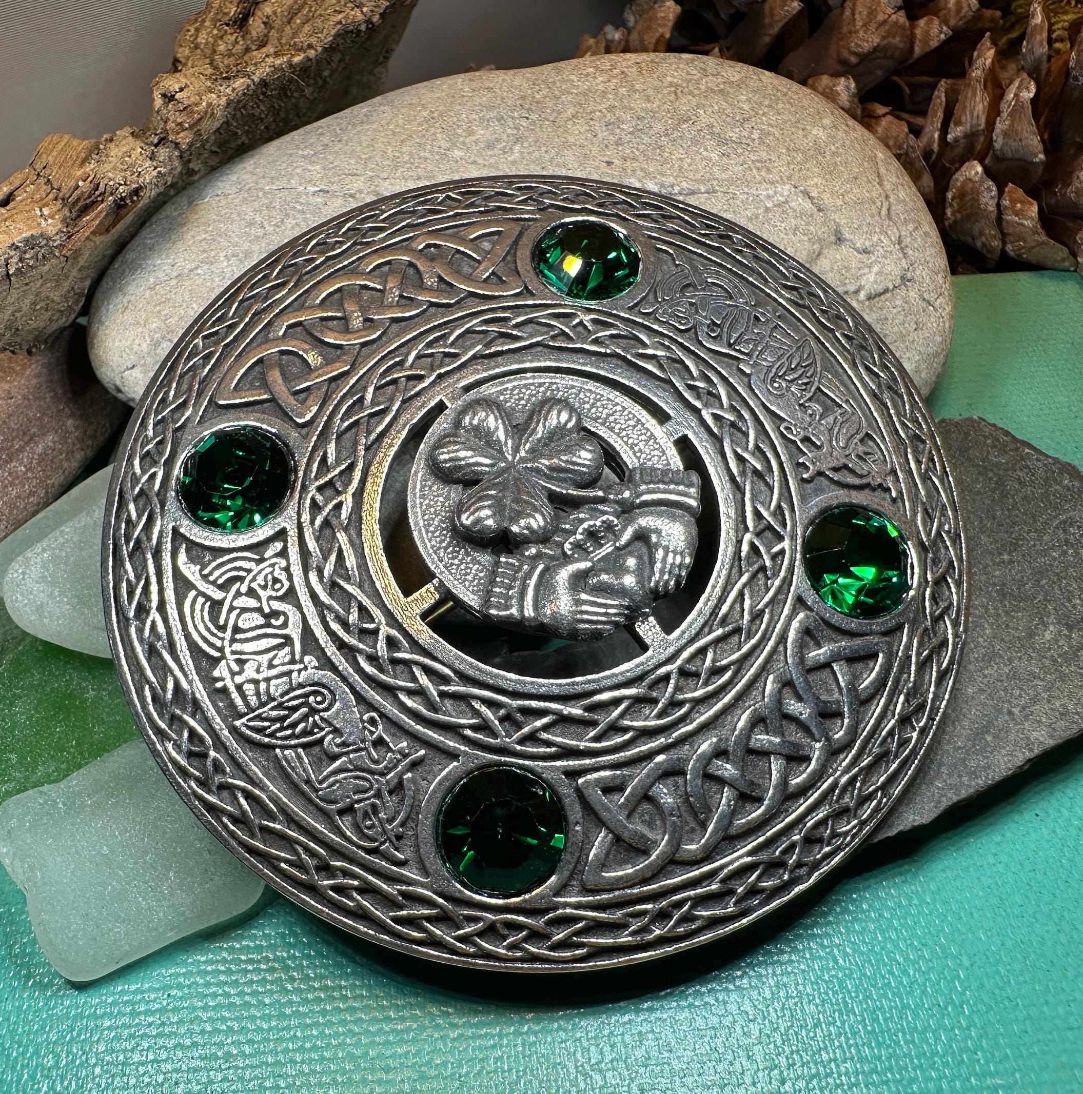 Large Irish Pride Claddagh Plaid Pin