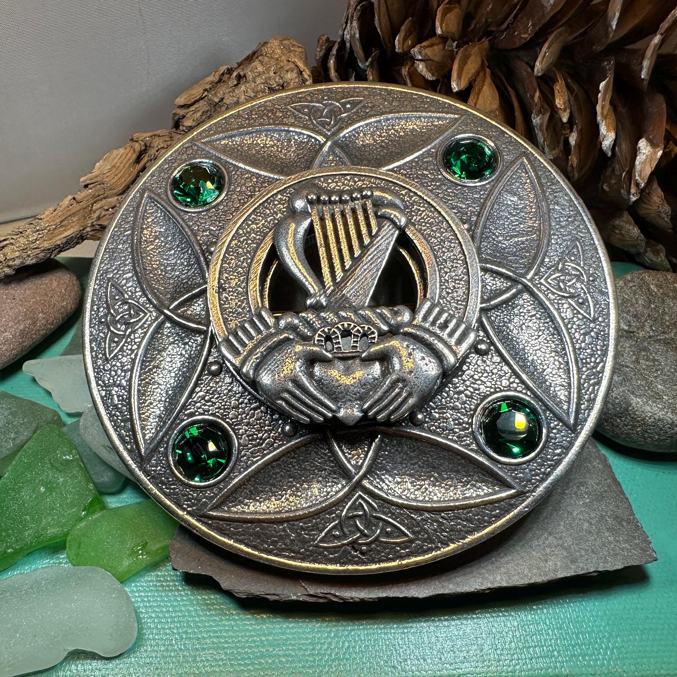 Large Irish Trinity Claddagh Plaid Pin