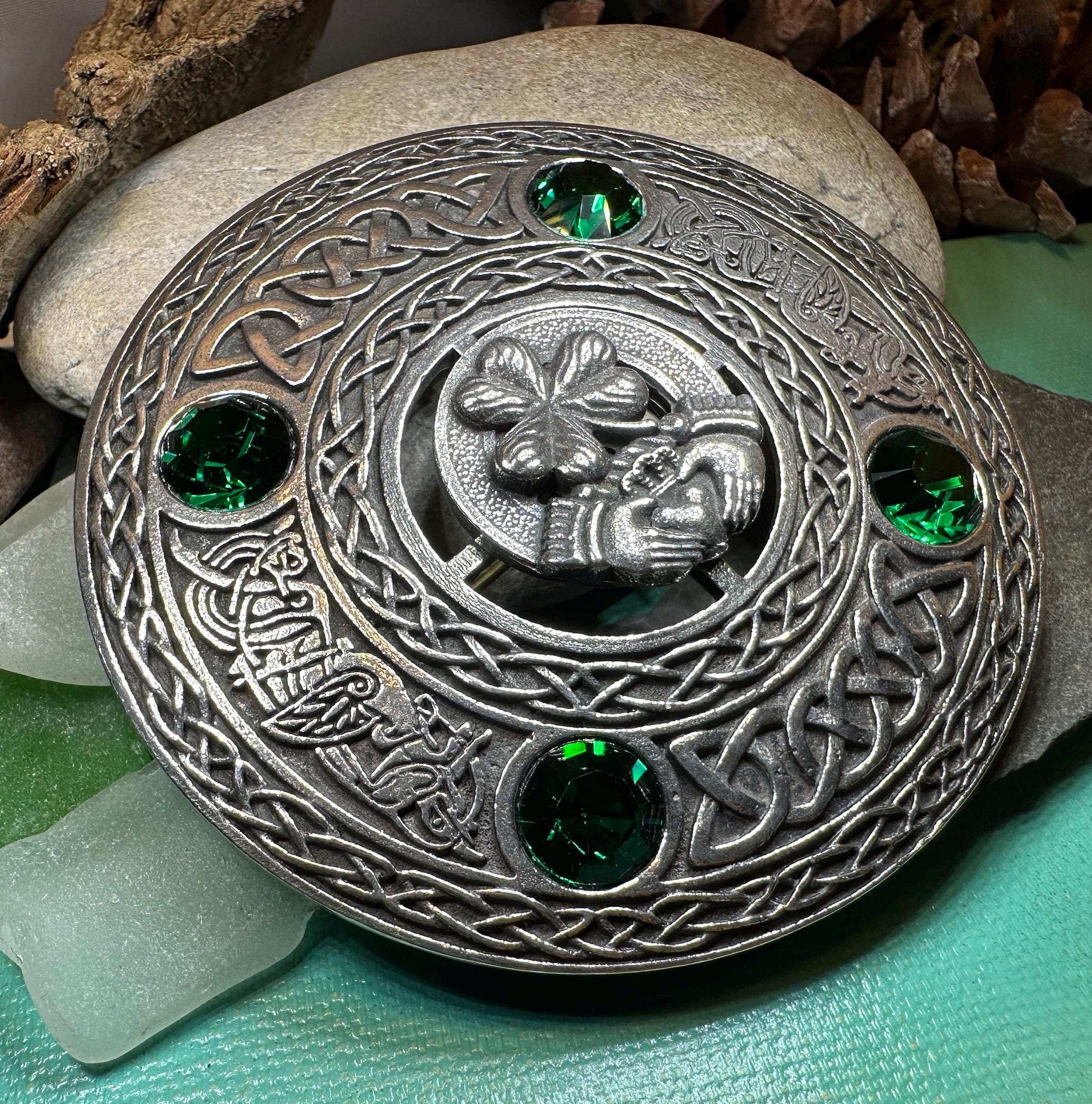 Large Irish Pride Claddagh Plaid Pin